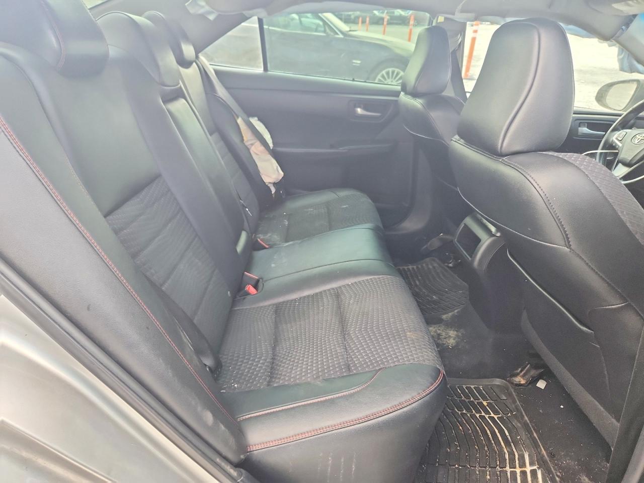 2015 Toyota Camry Se Silver vin: 4T1BF1FK6FU035953