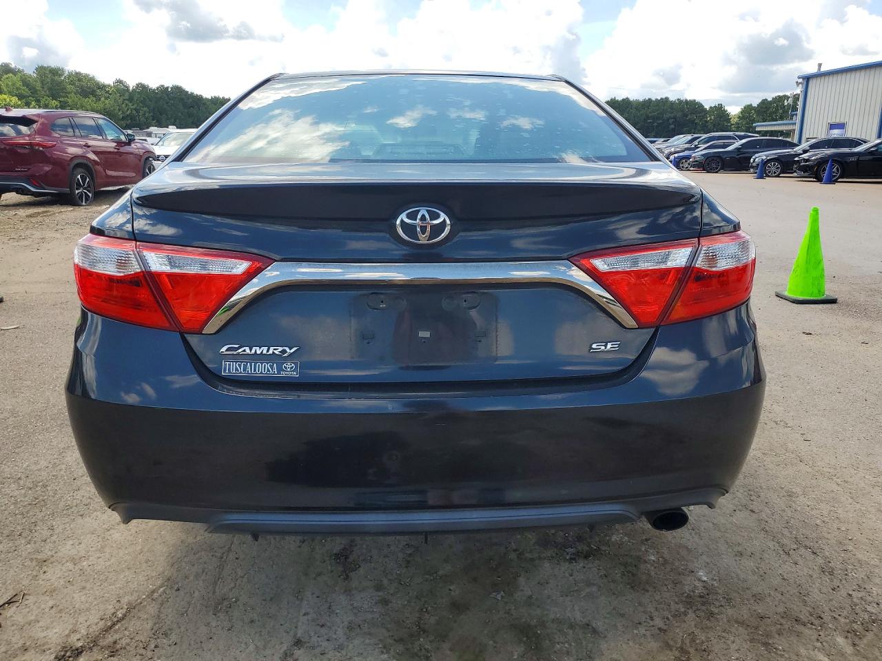 2015 Toyota Camry Se Черный vin: 4T1BF1FK6FU055829