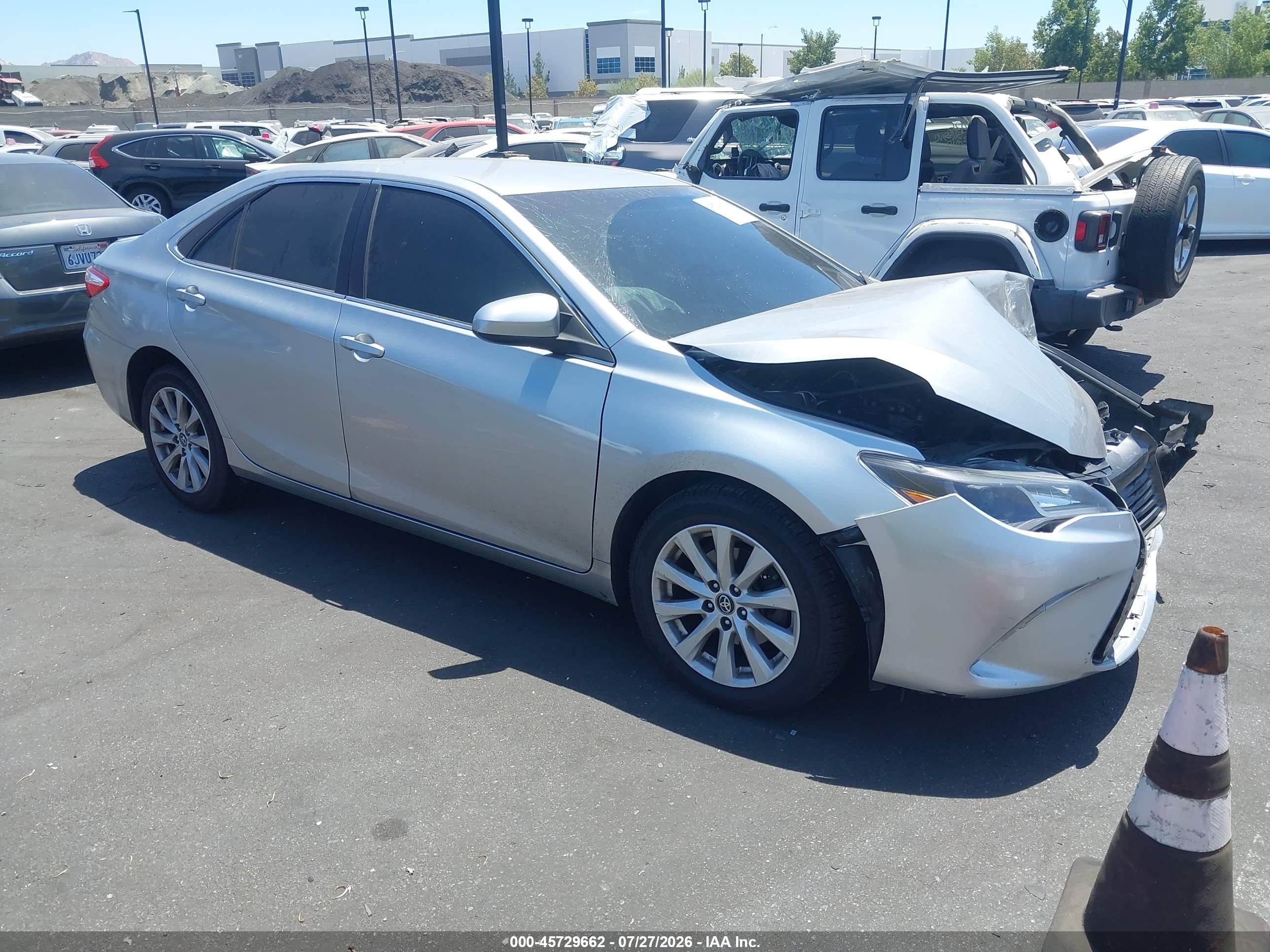 2015 Toyota Camry Le Silver vin: 4T1BF1FK6FU067253