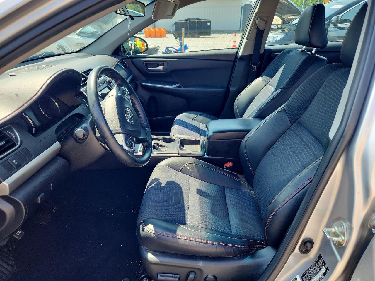 2015 Toyota Camry Se Silver vin: 4T1BF1FK6FU070217