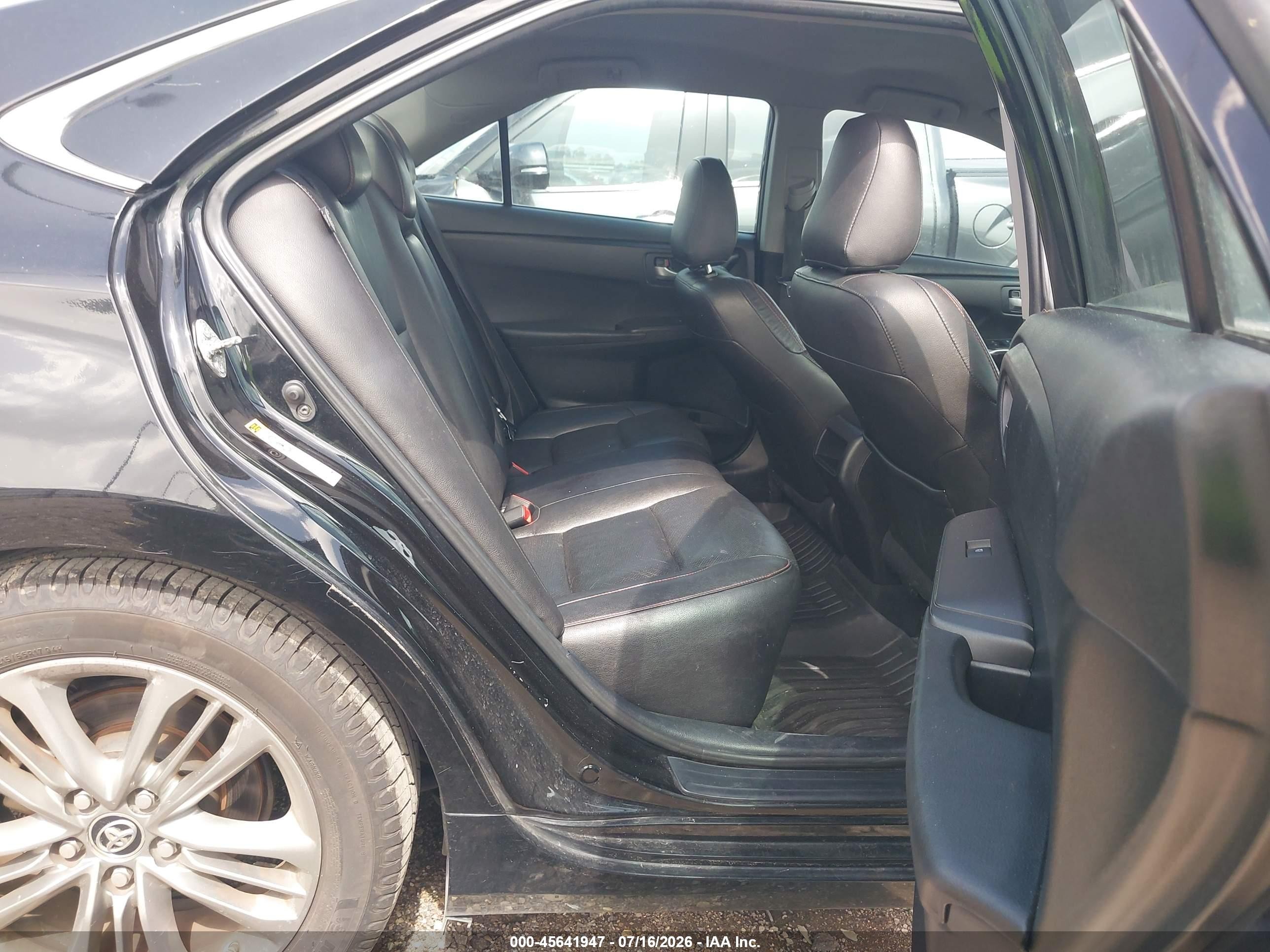2015 Toyota Camry Se Black vin: 4T1BF1FK6FU075031