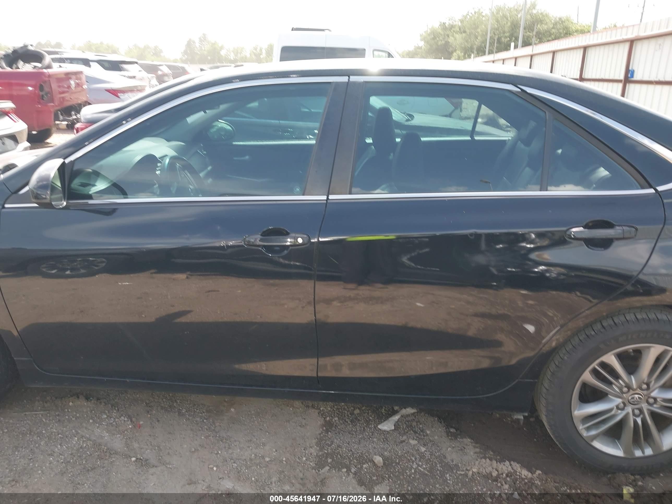 2015 Toyota Camry Se Black vin: 4T1BF1FK6FU075031