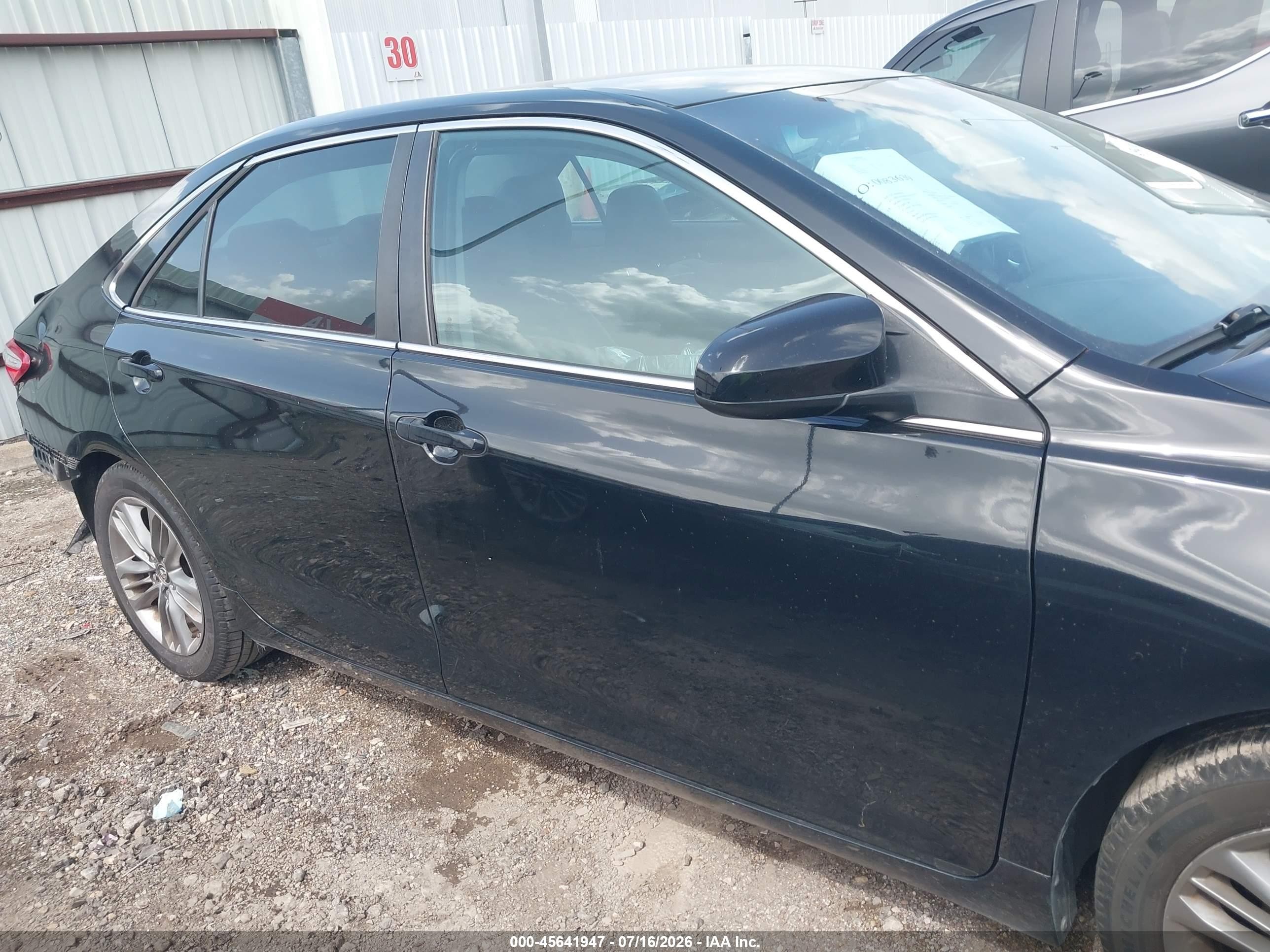2015 Toyota Camry Se Black vin: 4T1BF1FK6FU075031
