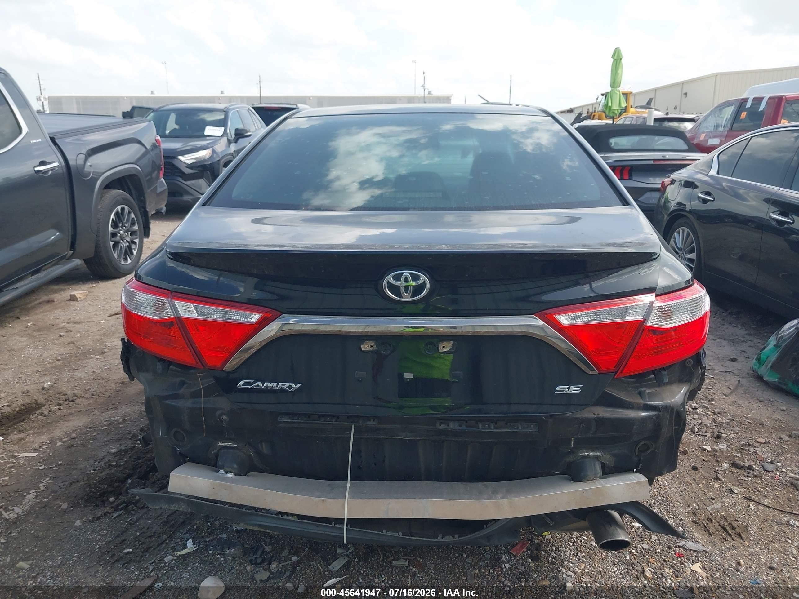 2015 Toyota Camry Se Black vin: 4T1BF1FK6FU075031