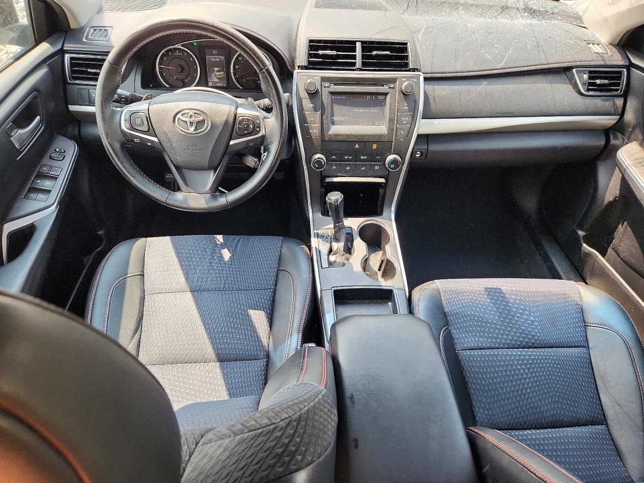 2015 Toyota Camry Se Silver vin: 4T1BF1FK6FU076924