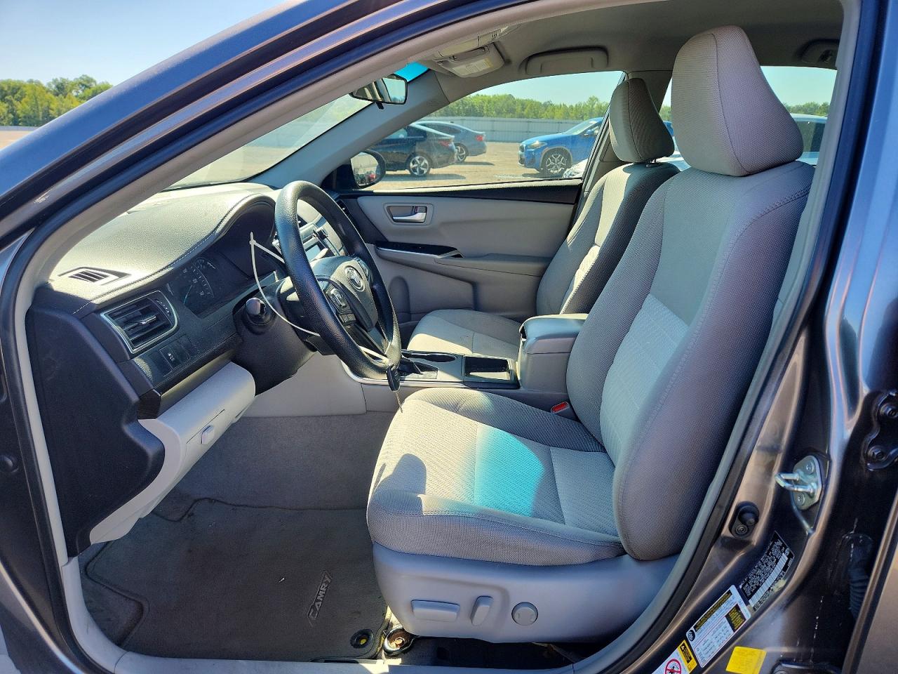 2015 Toyota Camry Le Gray vin: 4T1BF1FK6FU081587