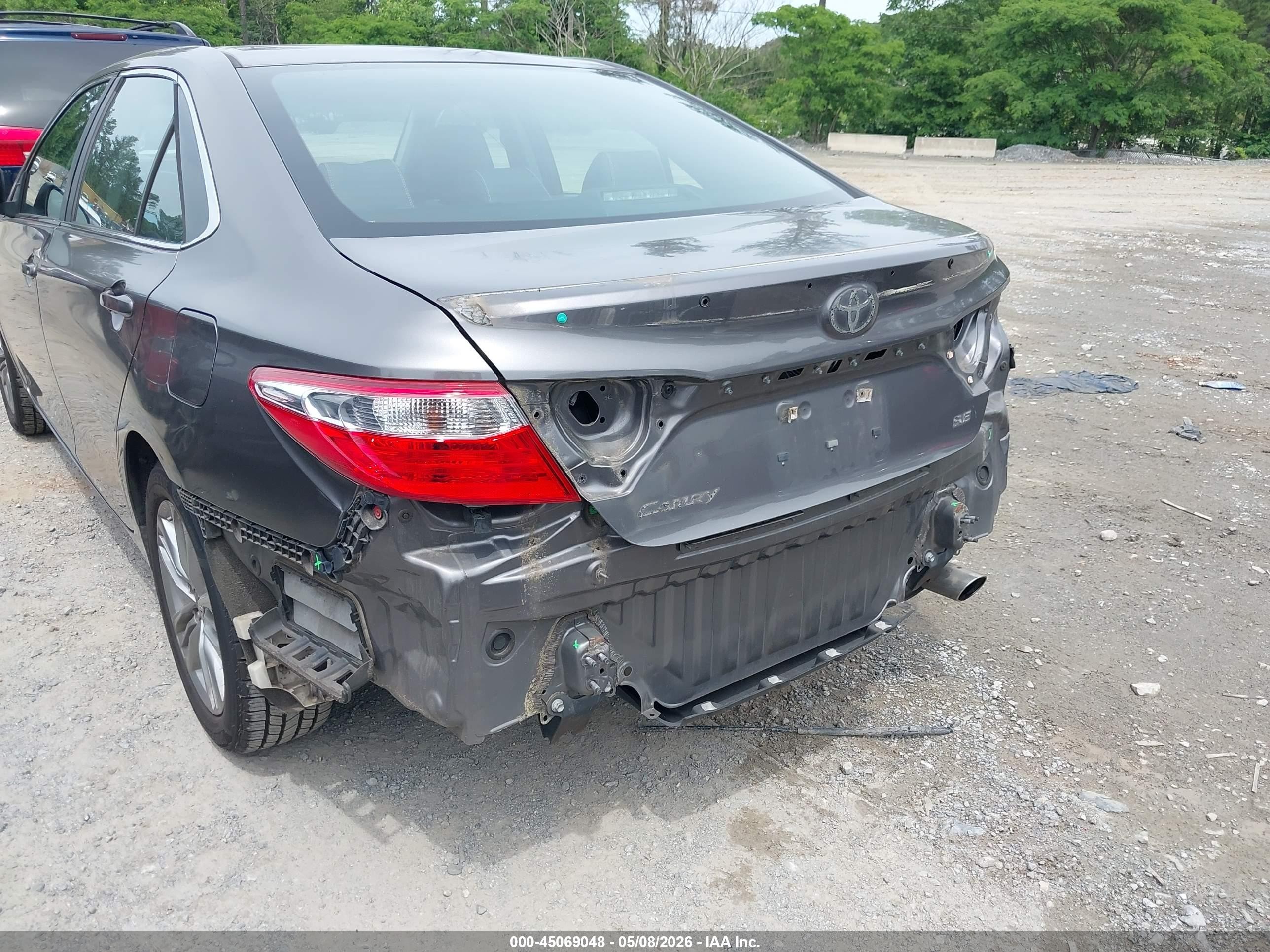 2015 Toyota Camry Se Серебряный vin: 4T1BF1FK6FU094551