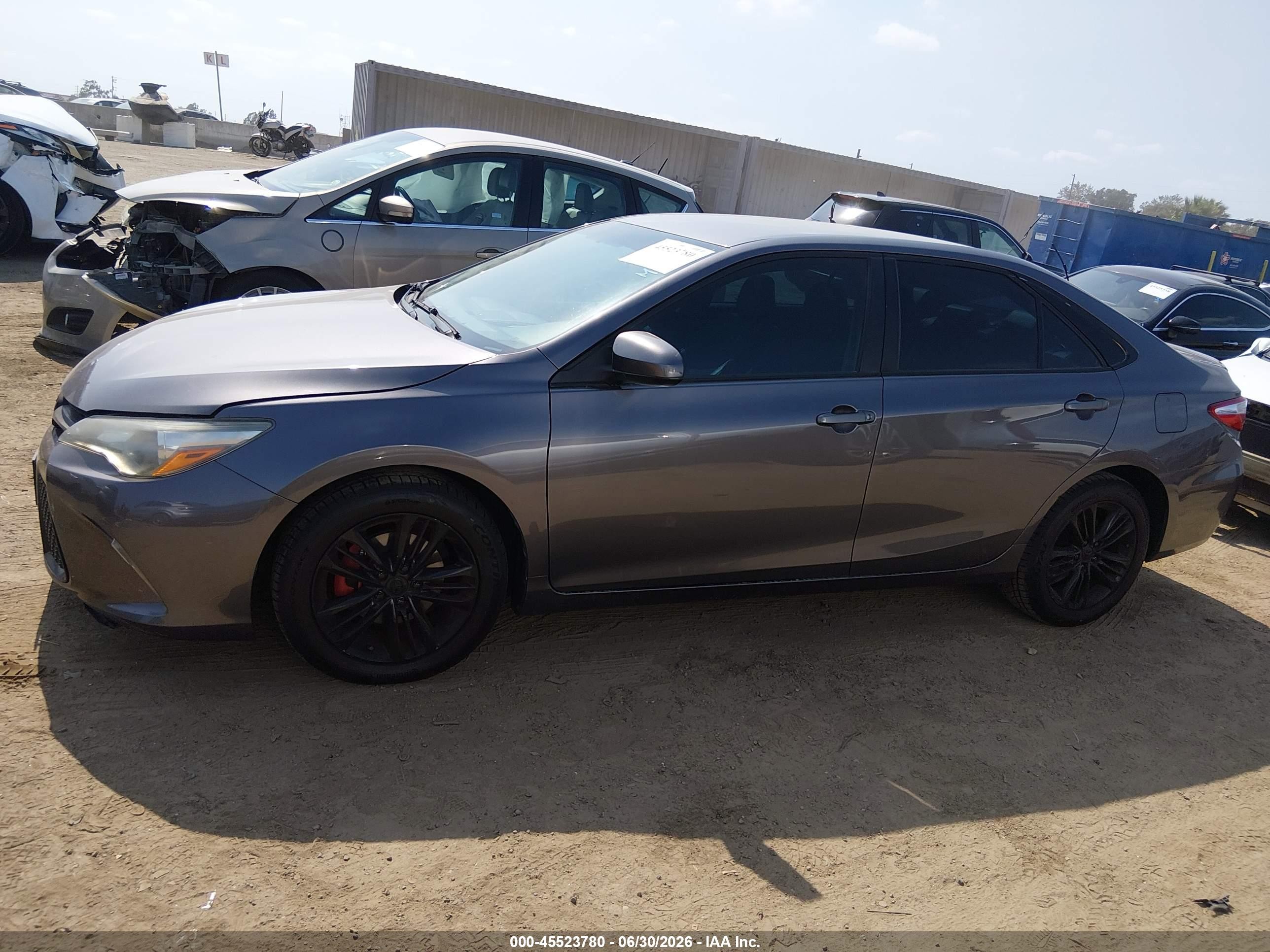 2015 Toyota Camry Se Gray vin: 4T1BF1FK6FU094792