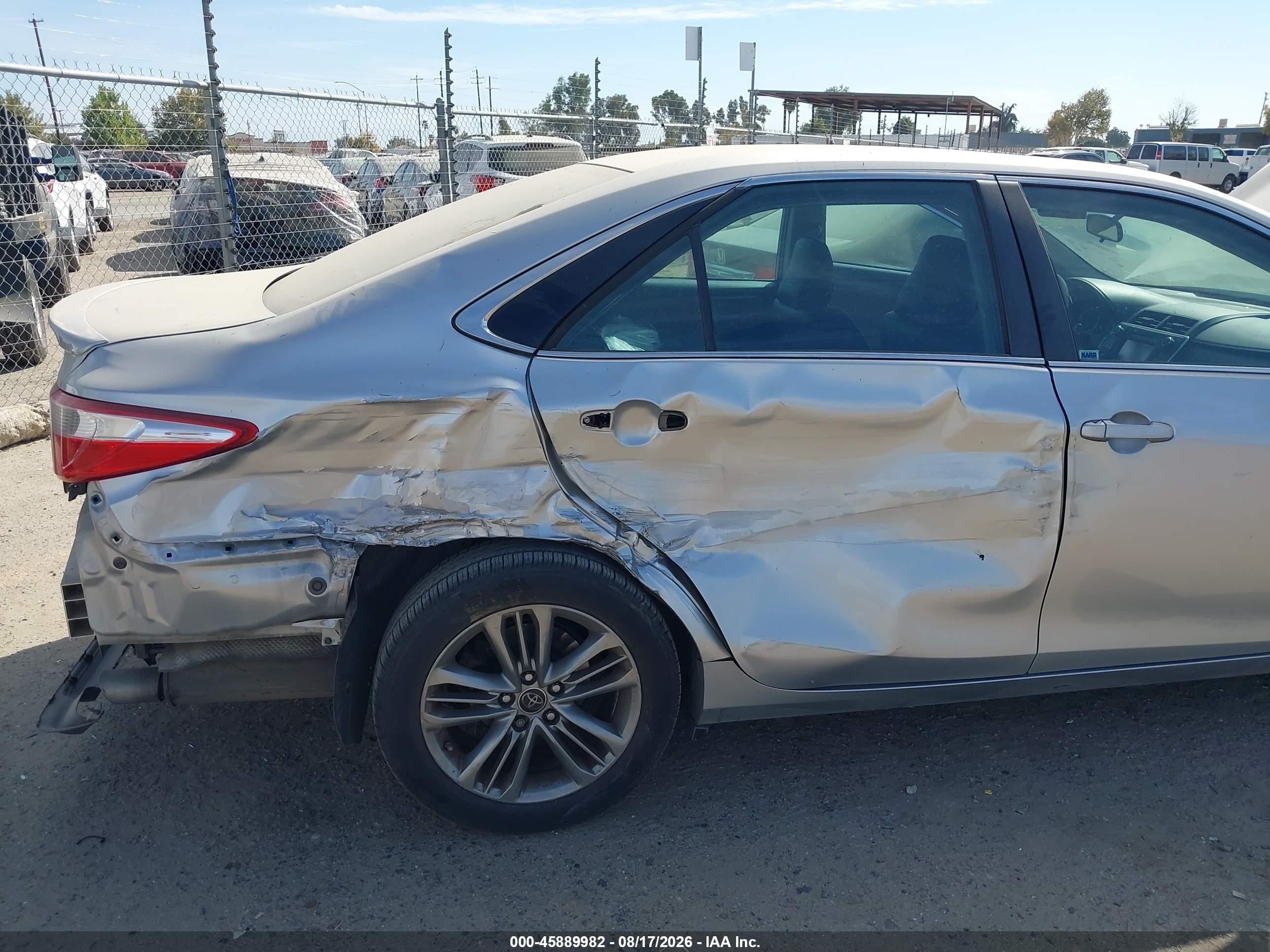 2015 Toyota Camry Se Silver vin: 4T1BF1FK6FU487269