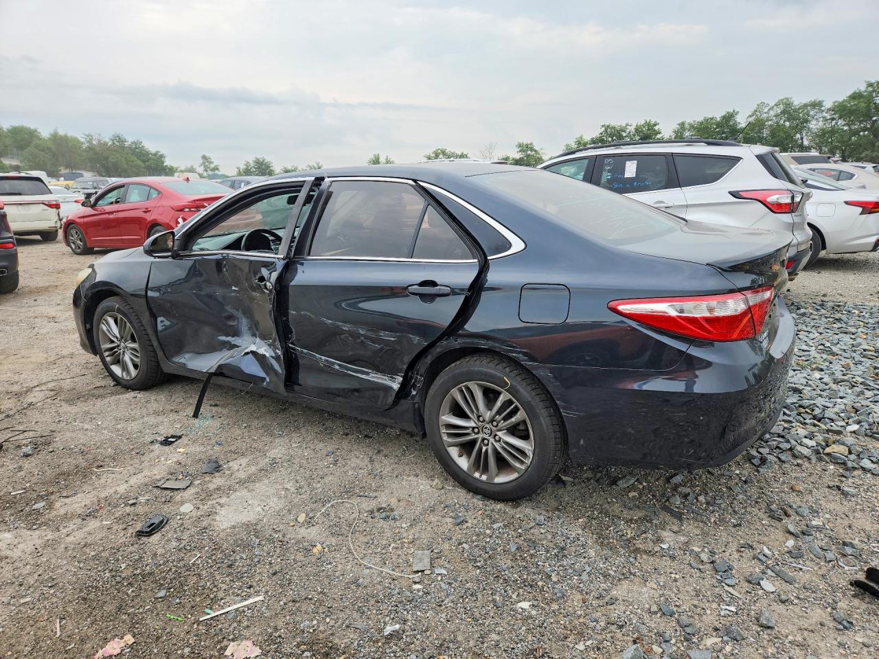 2015 Toyota Camry Se Charcoal vin: 4T1BF1FK6FU880205