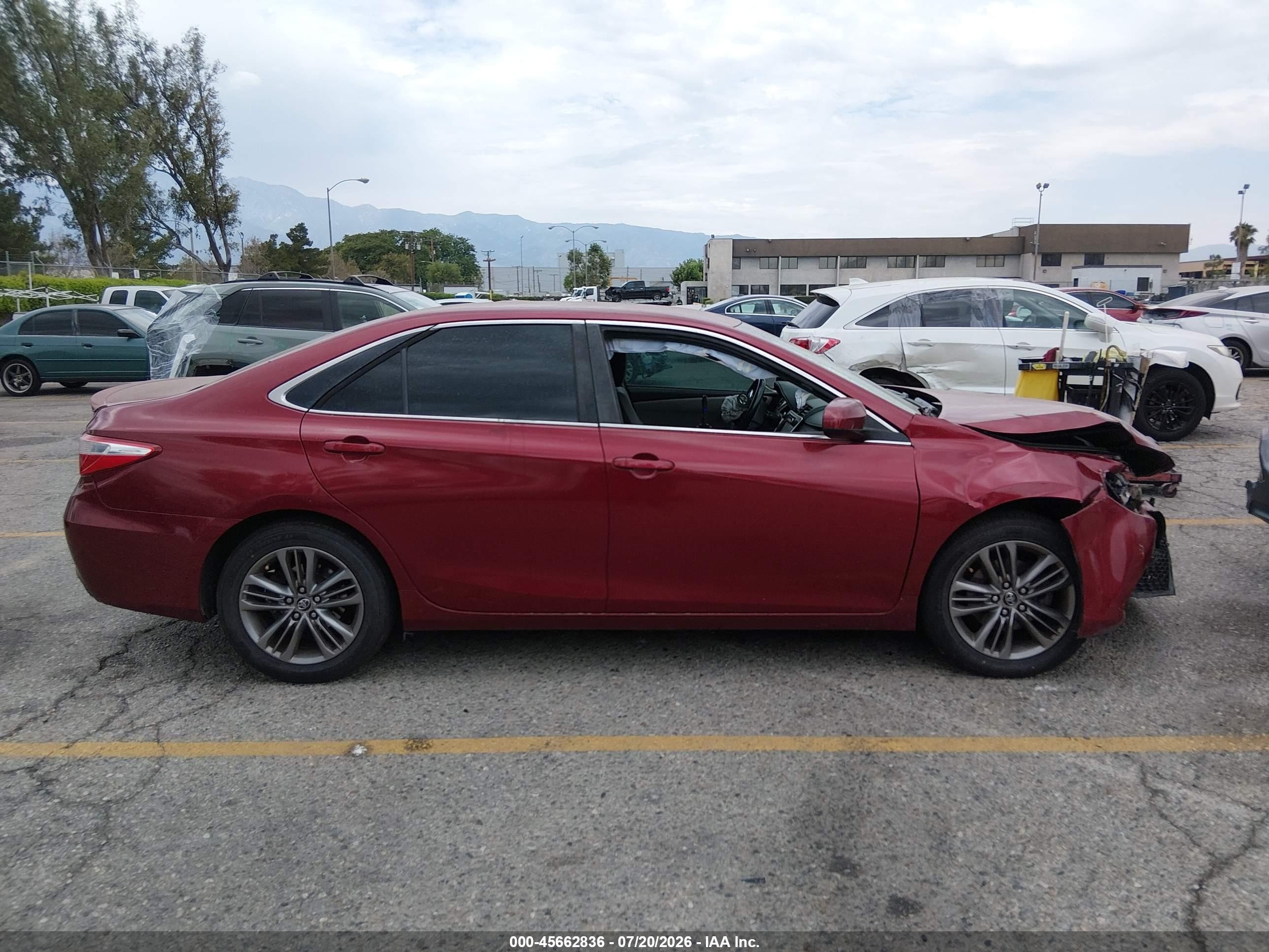 2015 Toyota Camry Se Red vin: 4T1BF1FK6FU886411