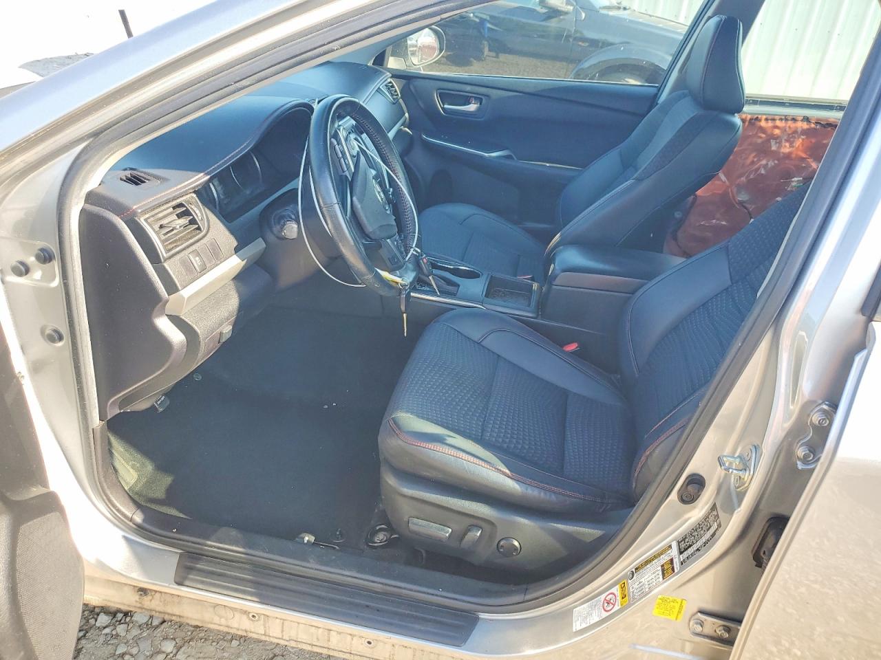 2015 Toyota Camry Se Silver vin: 4T1BF1FK6FU894590