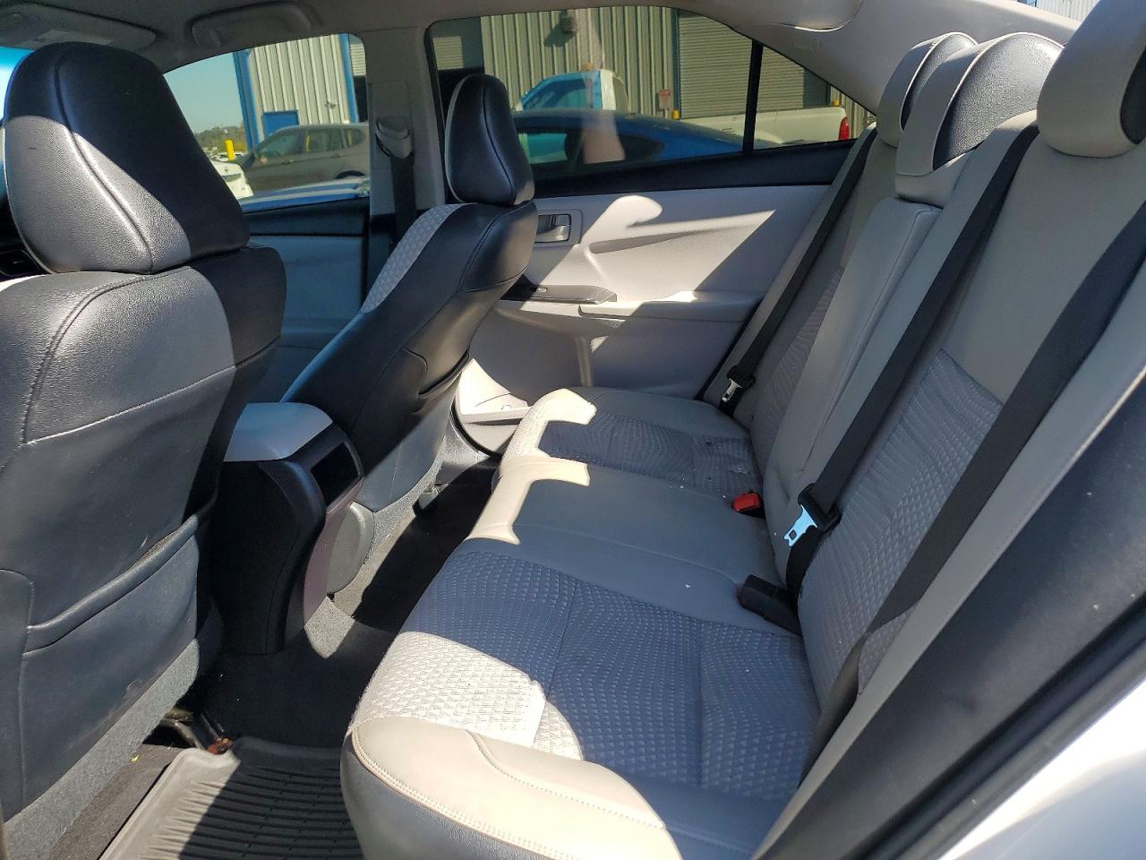 2015 Toyota Camry Se White vin: 4T1BF1FK6FU905880