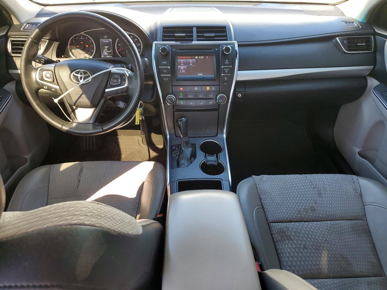 2015 Toyota Camry Se White vin: 4T1BF1FK6FU905880