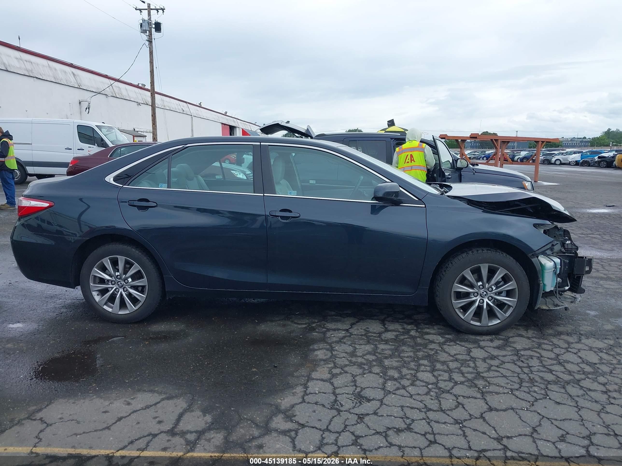 2015 Toyota Camry Xle Green vin: 4T1BF1FK6FU910044