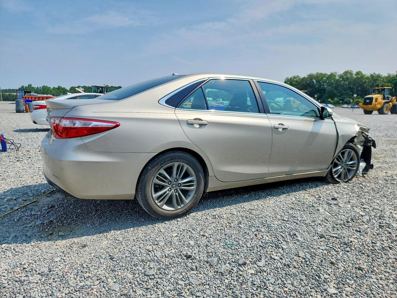 2015 Toyota Camry Se Tan vin: 4T1BF1FK6FU910237