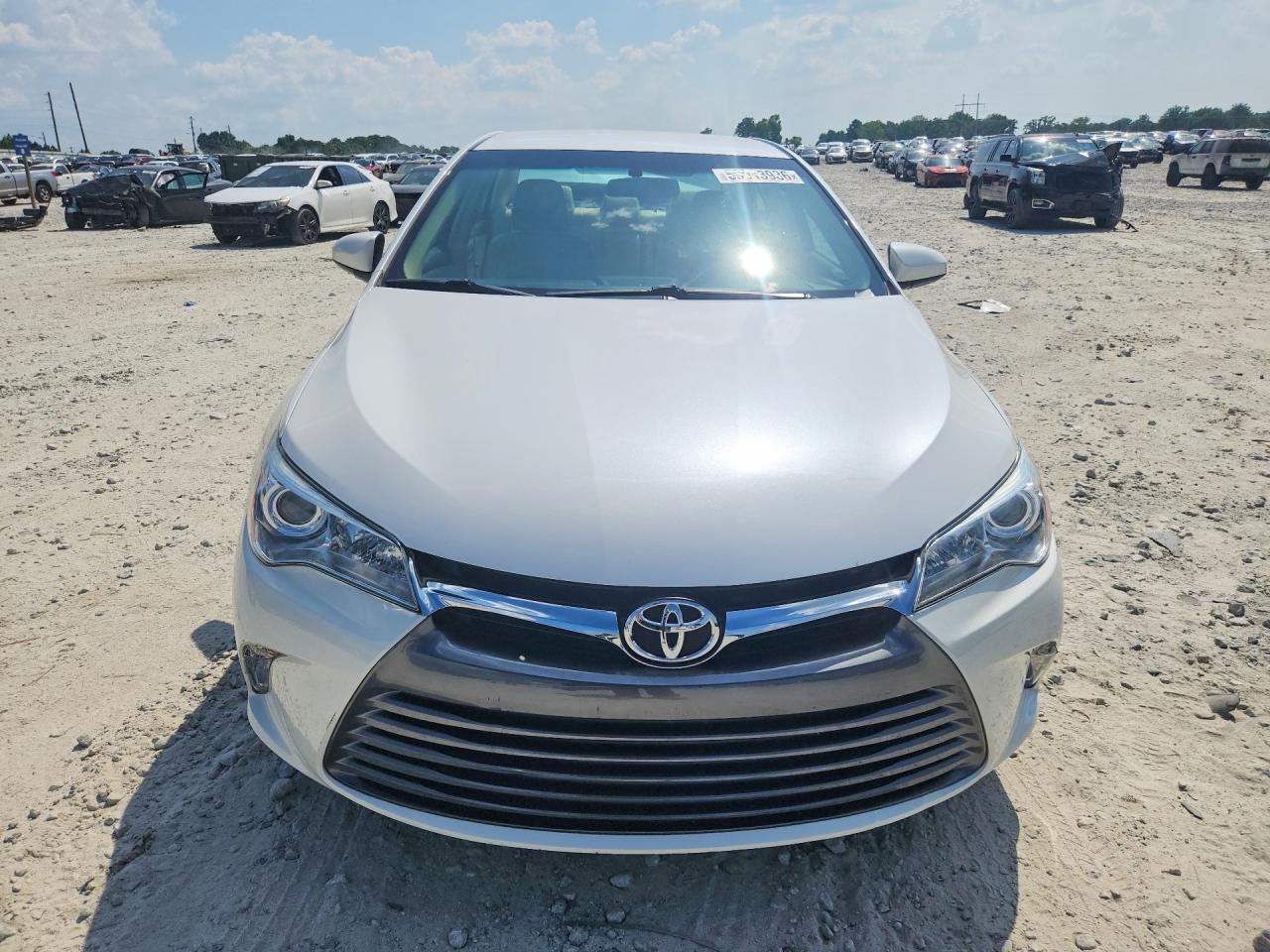 2015 Toyota Camry Xle White vin: 4T1BF1FK6FU951614