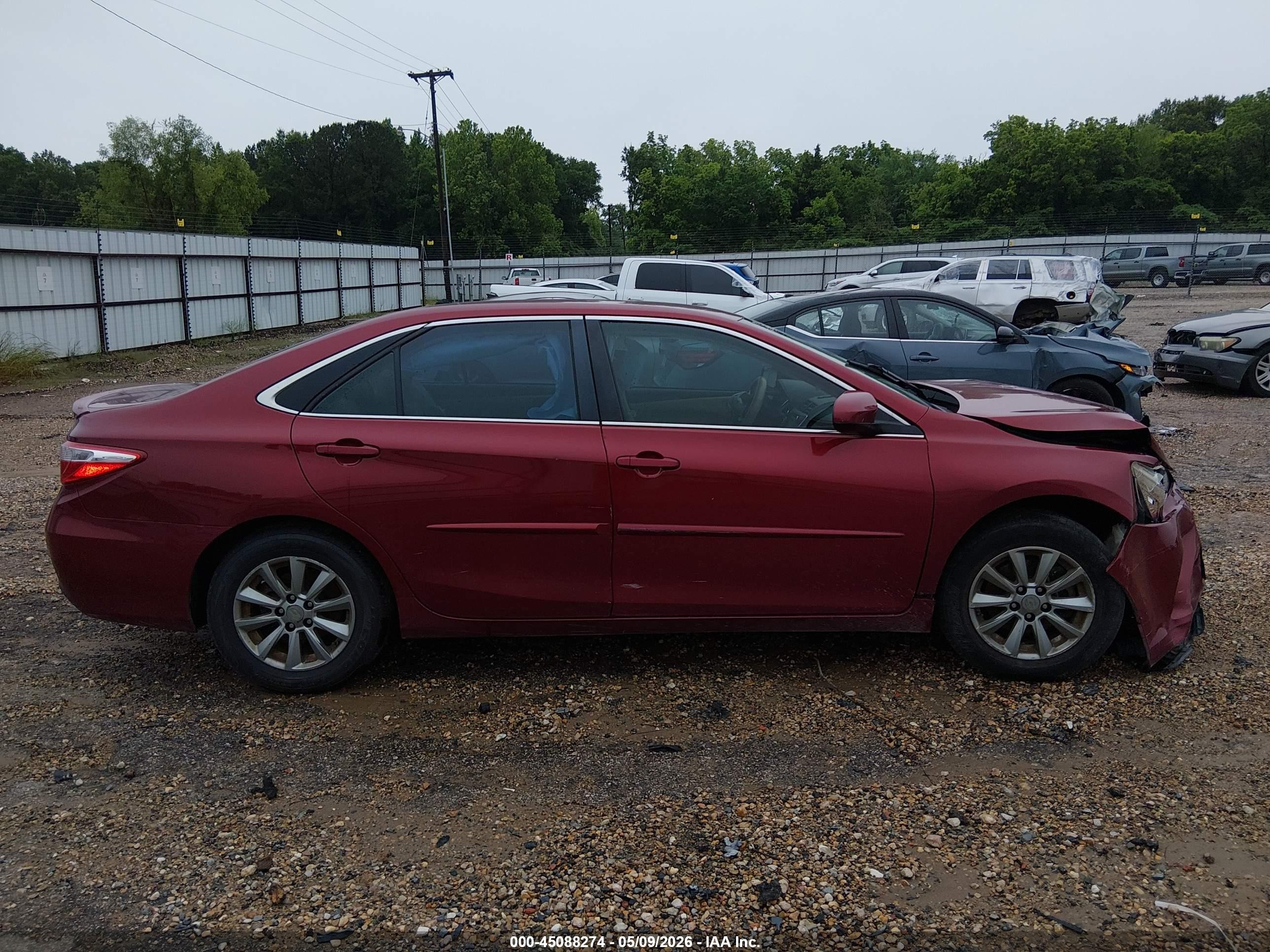 2015 Toyota Camry Le Бордовый vin: 4T1BF1FK6FU965299