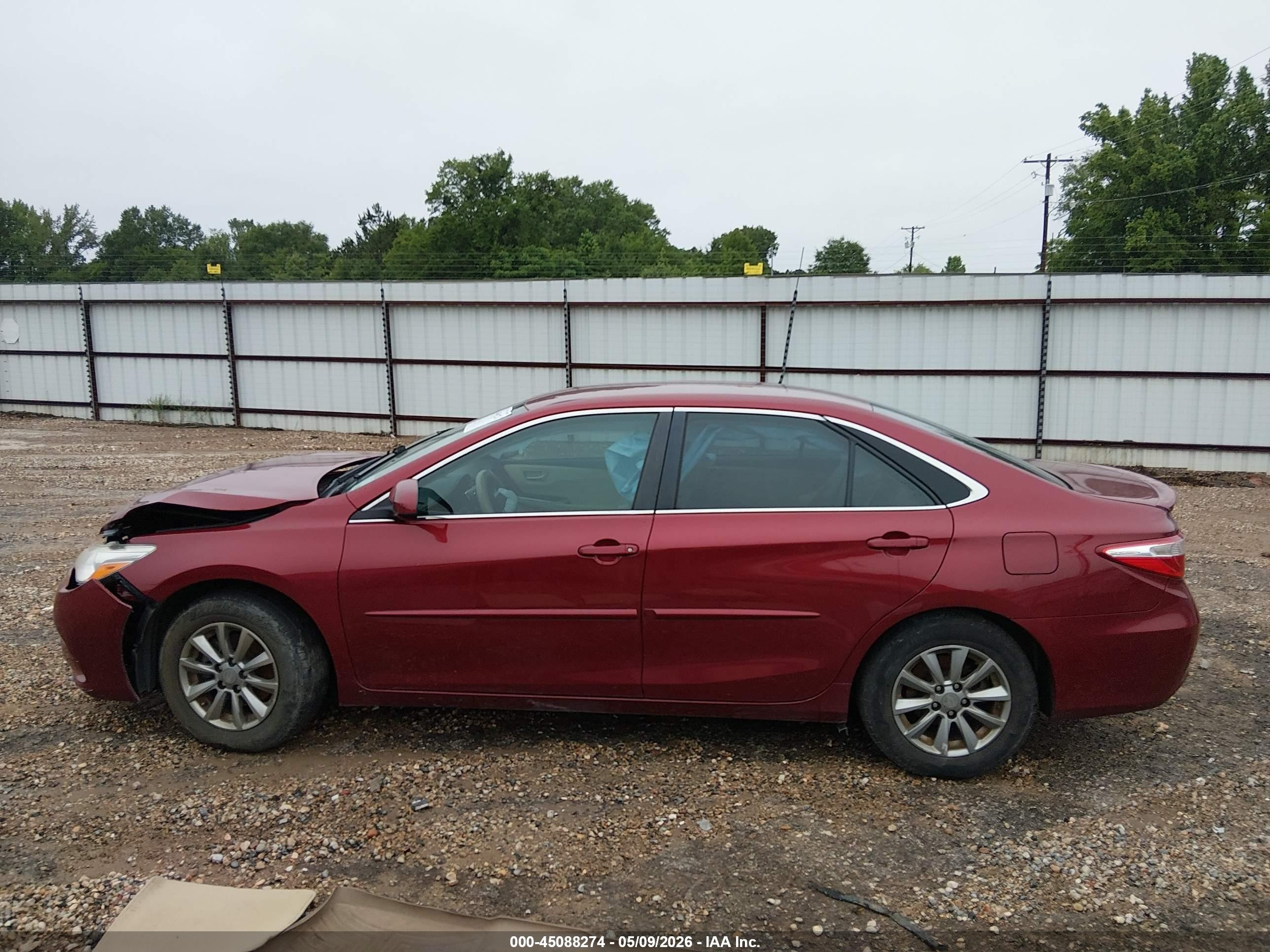 2015 Toyota Camry Le Бордовый vin: 4T1BF1FK6FU965299