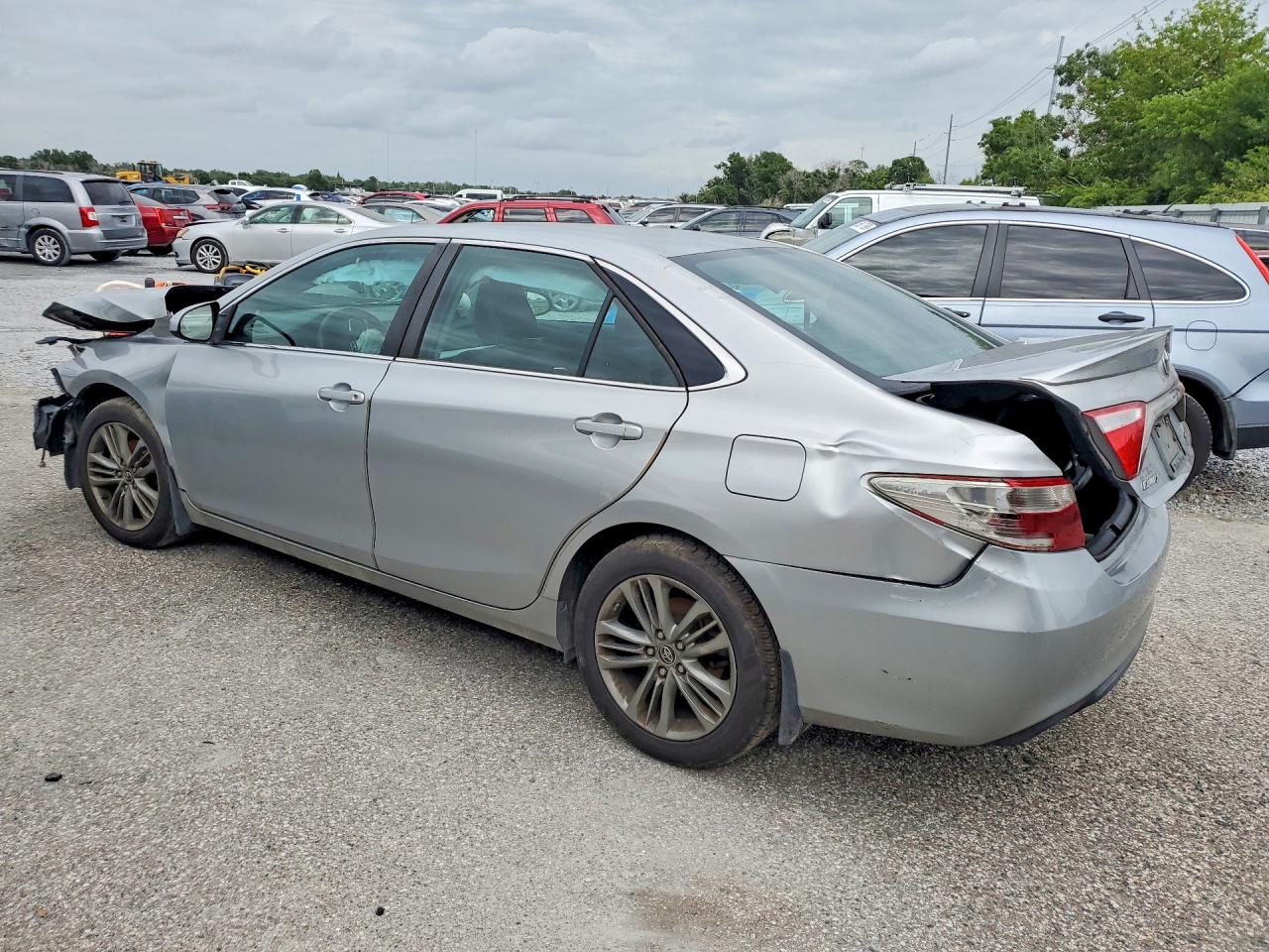 2015 Toyota Camry Se Серебряный vin: 4T1BF1FK6FU975993