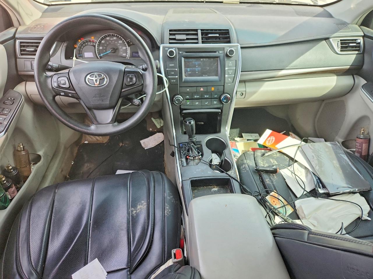 2015 Toyota Camry Le Gray vin: 4T1BF1FK6FU993765