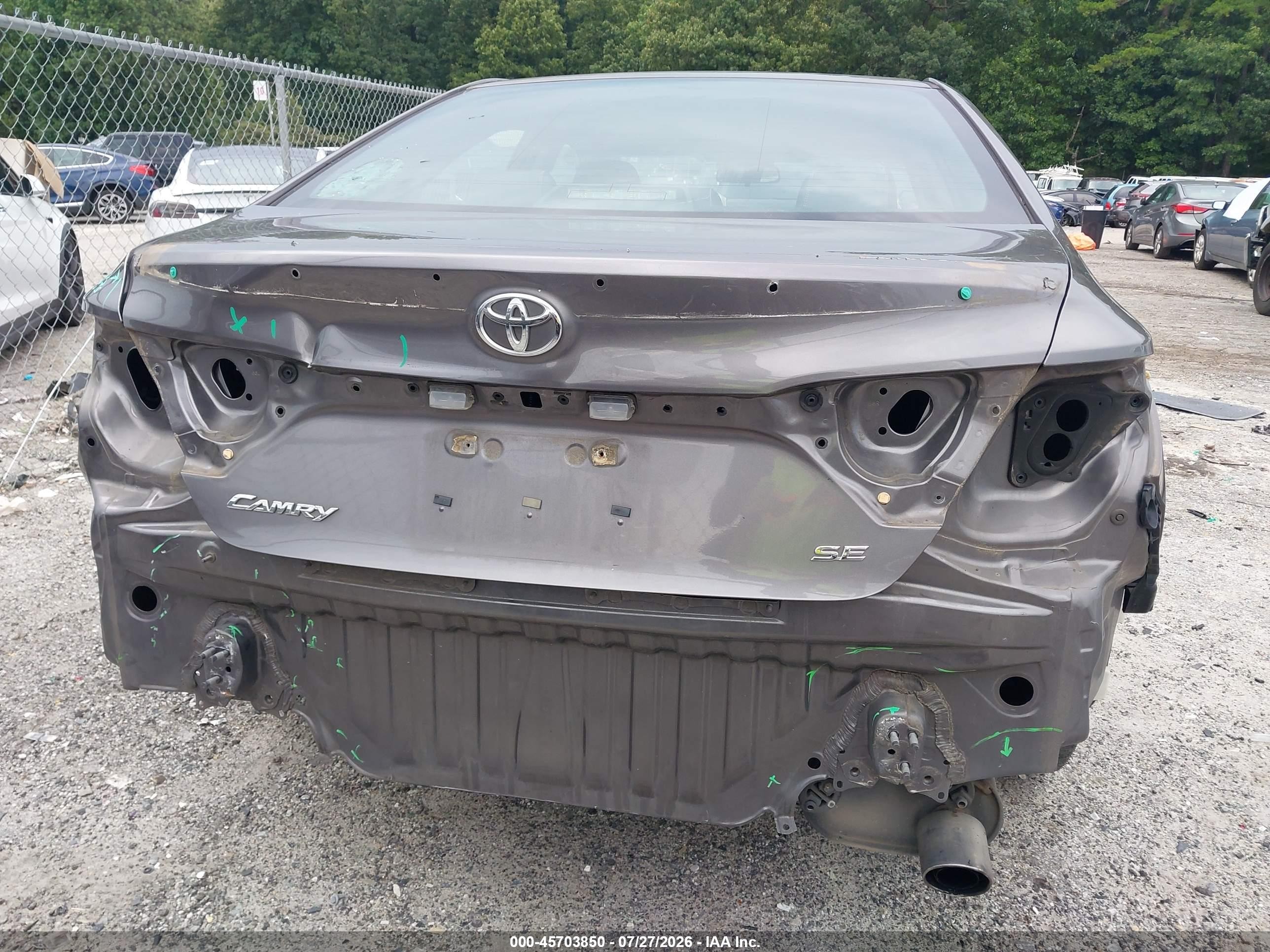 2016 Toyota Camry Se Gray vin: 4T1BF1FK6GU265302
