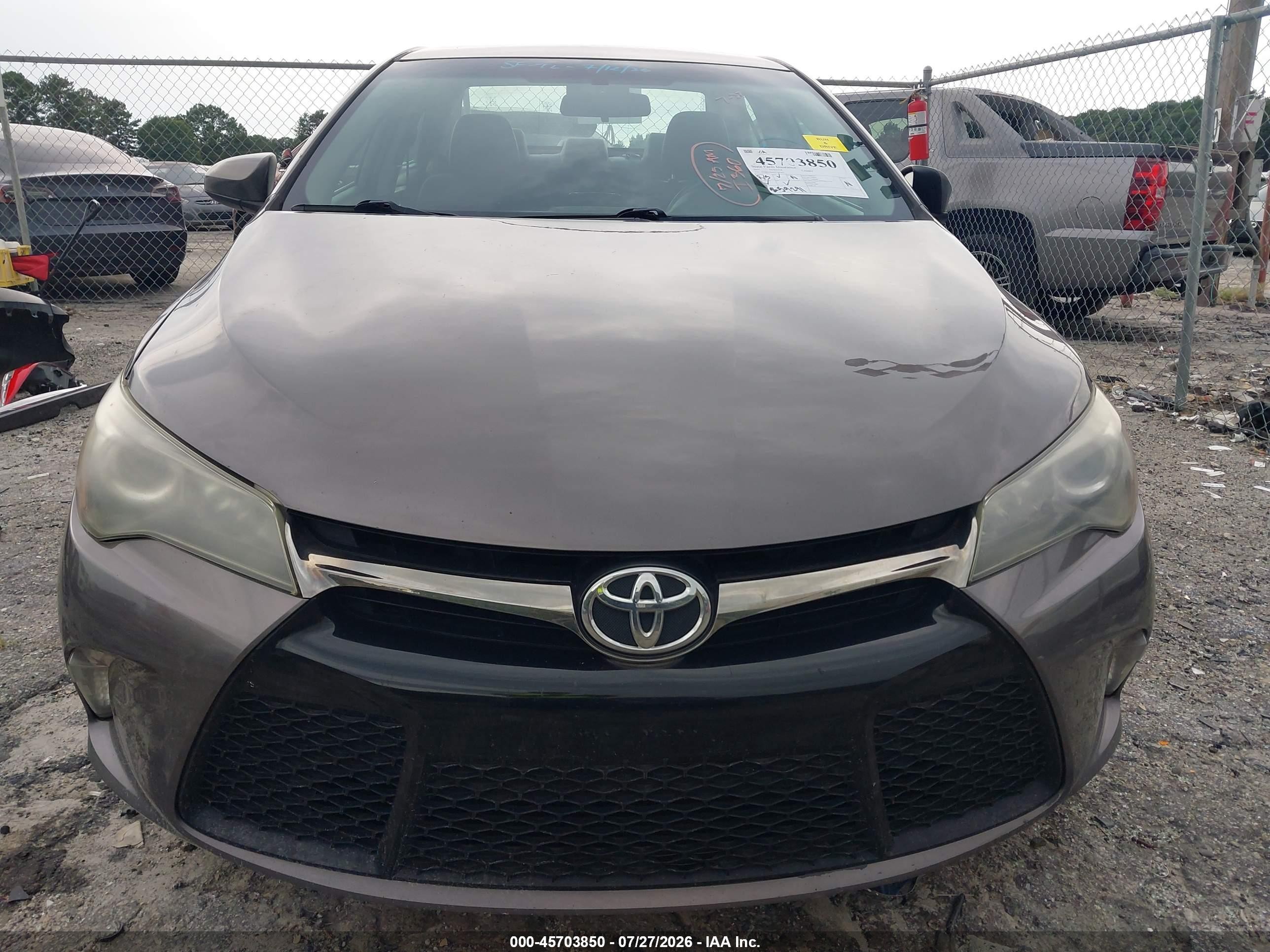 2016 Toyota Camry Se Gray vin: 4T1BF1FK6GU265302