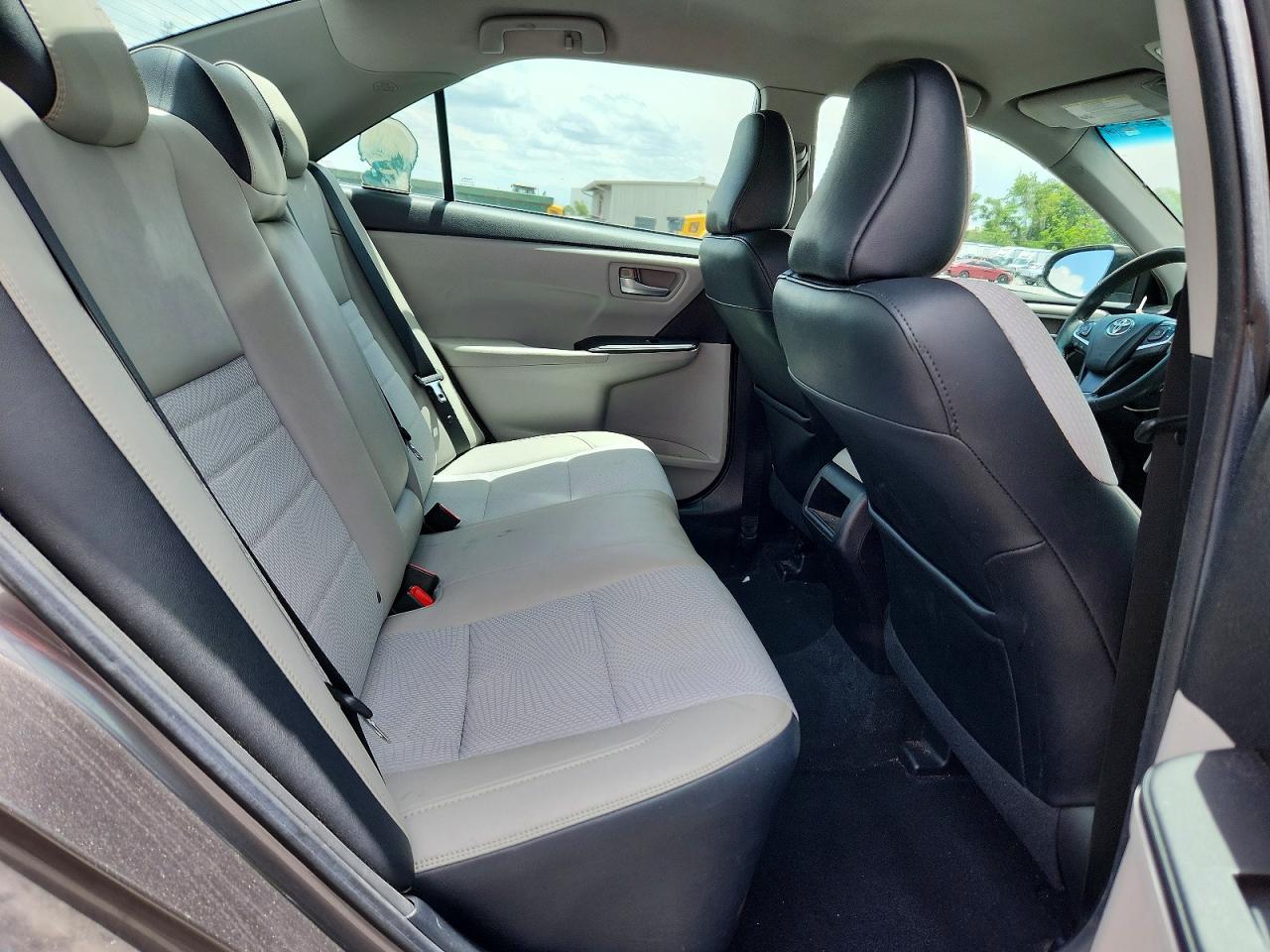 2016 Toyota Camry Se Gray vin: 4T1BF1FK6GU522362
