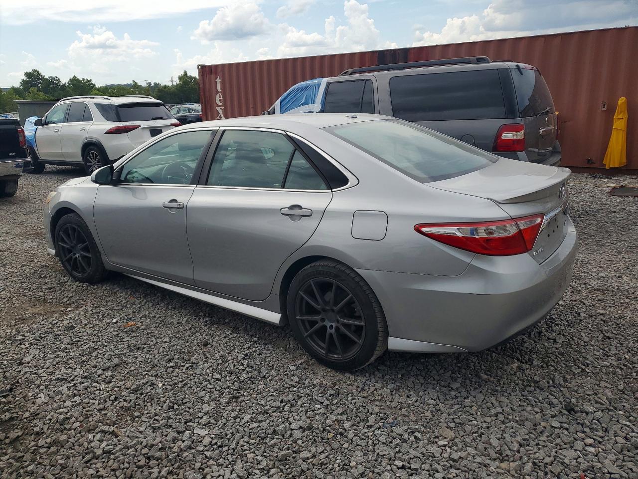2016 Toyota Camry Xle Silver vin: 4T1BF1FK6GU602051