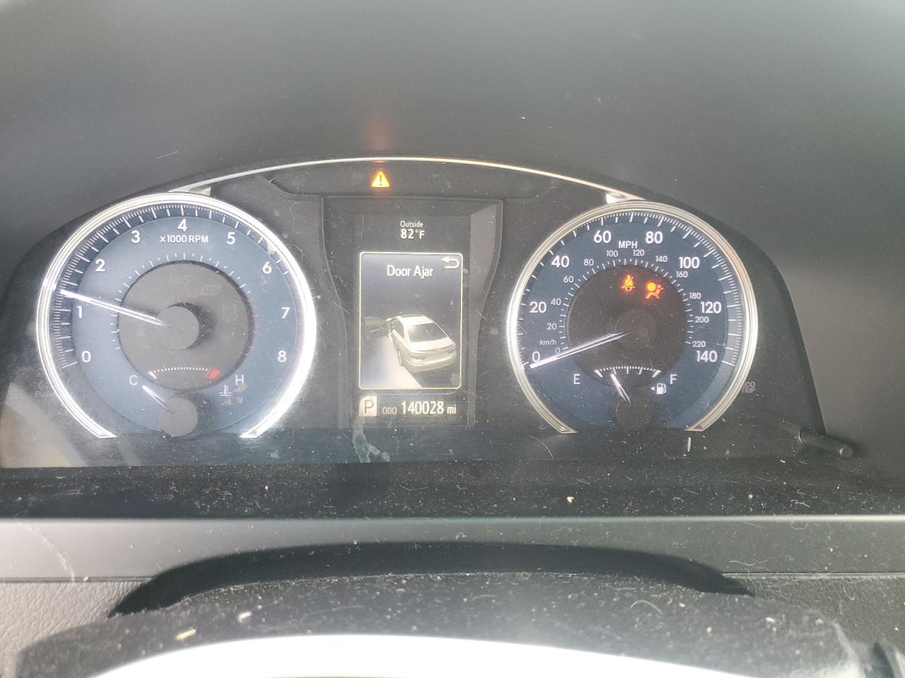 2017 Toyota Camry Xle Белый vin: 4T1BF1FK6HU323717 Damage: Warning Light - Air Bag, On, Unacceptable