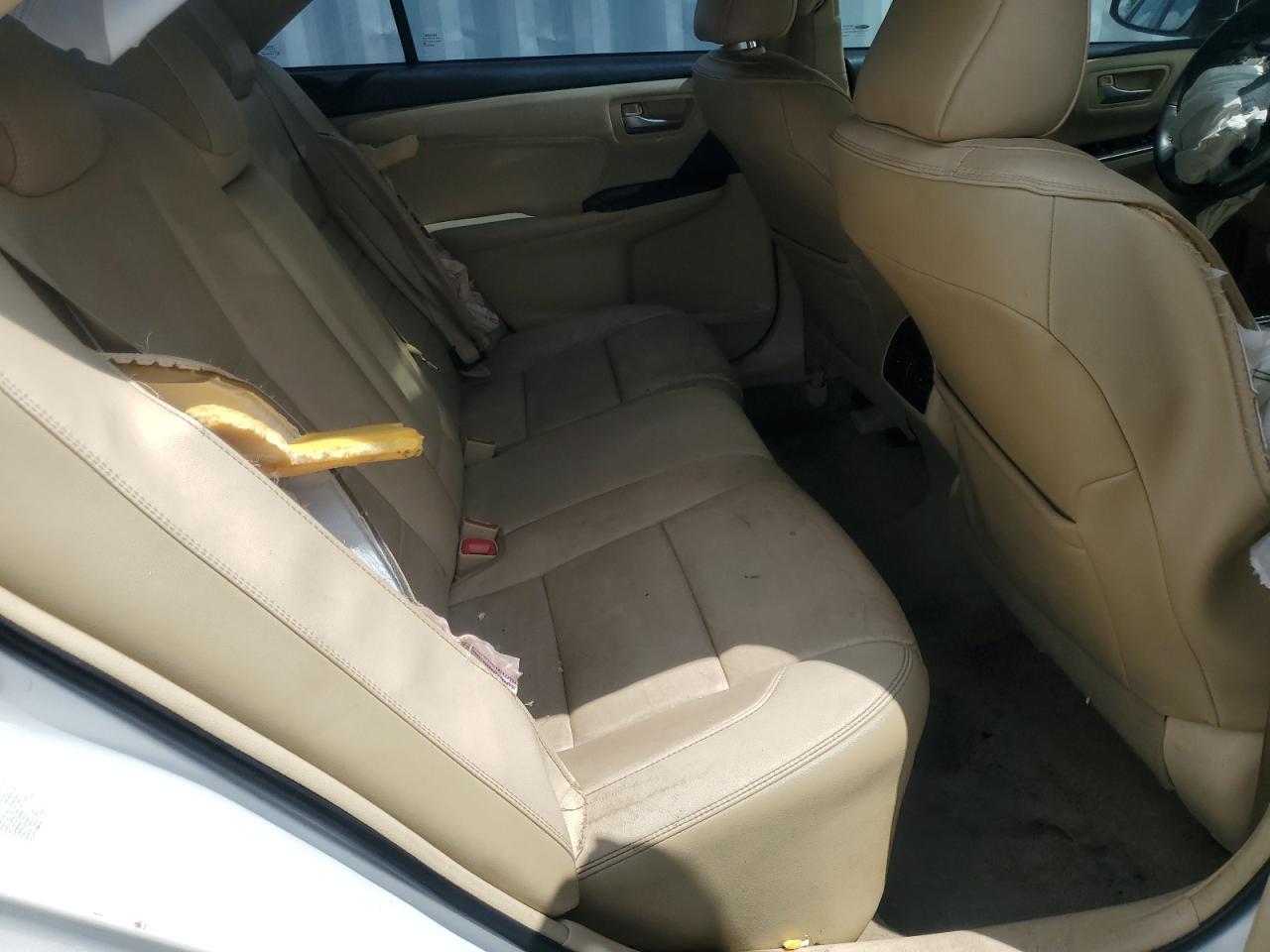 2017 Toyota Camry Xle Белый vin: 4T1BF1FK6HU323717 Damage: Lr Seat Air Bag, Deployed, Replacement Required
