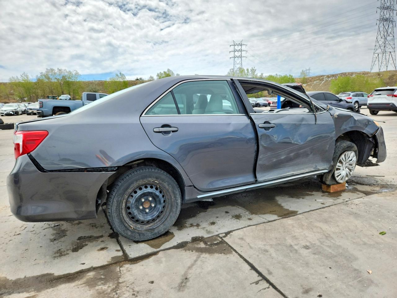 2012 Toyota Camry Le Gray vin: 4T1BF1FK7CU008966