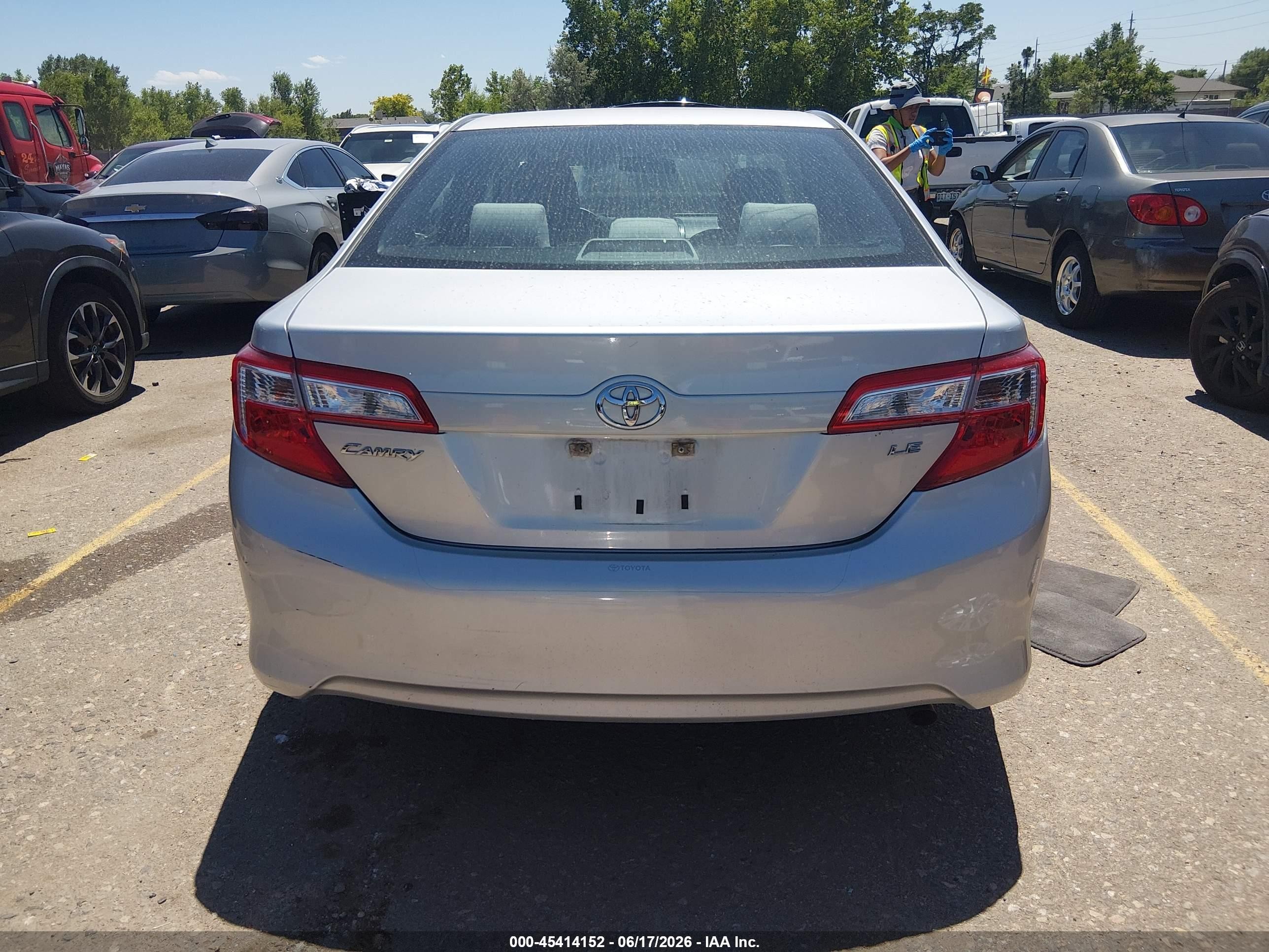 2012 Toyota Camry Le Silver vin: 4T1BF1FK7CU011981