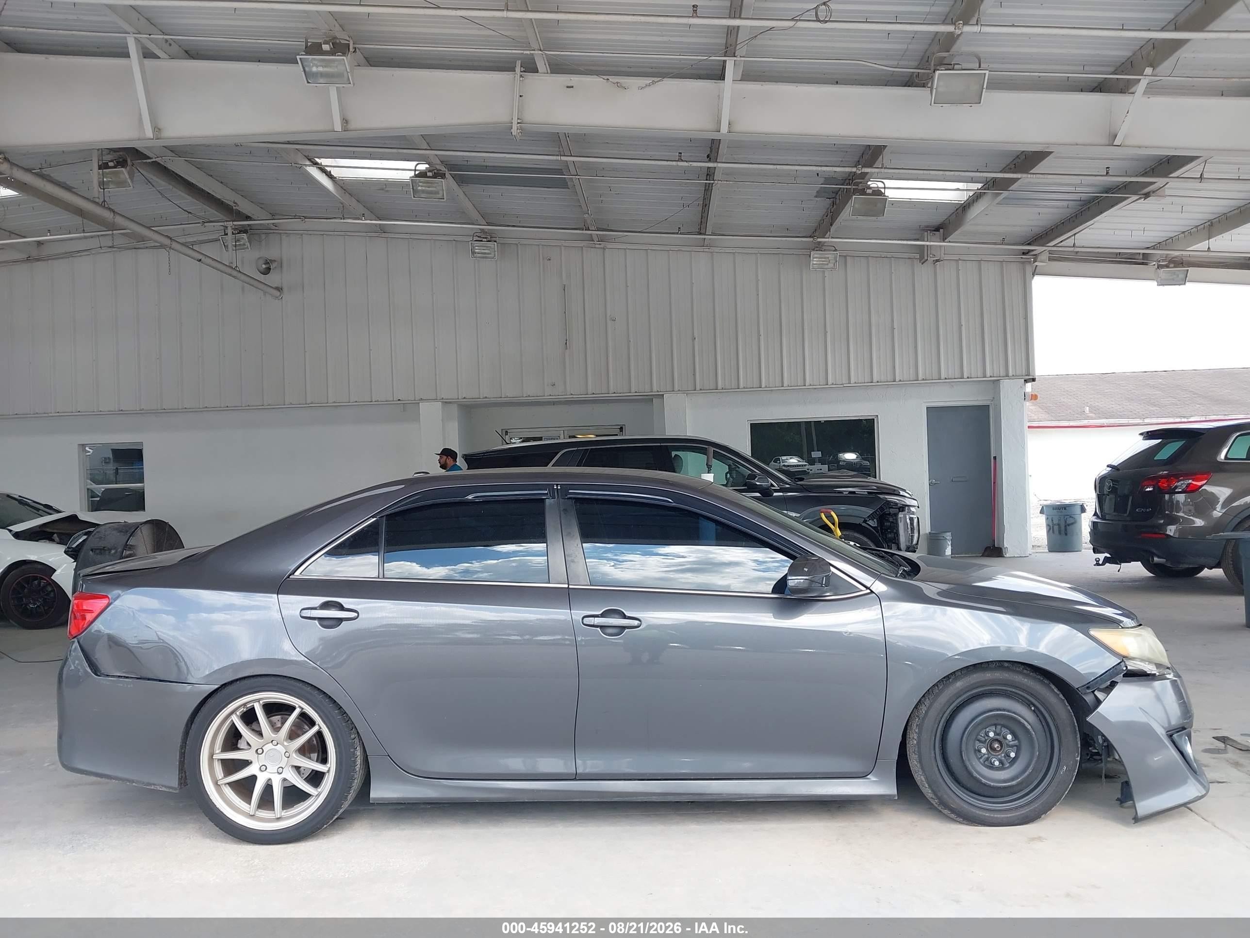 2012 Toyota Camry Se Gray vin: 4T1BF1FK7CU021362