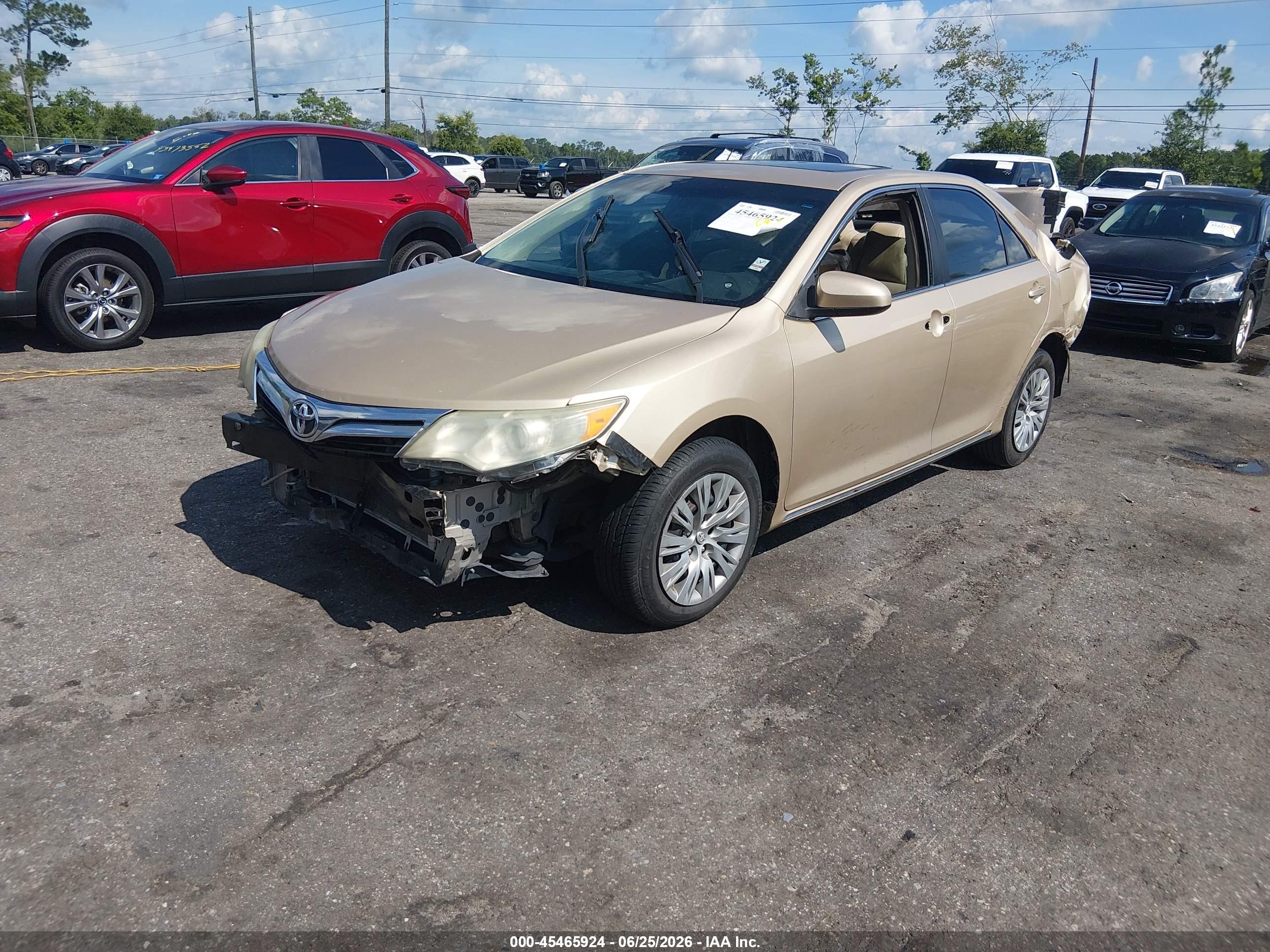 2012 Toyota Camry Le Gold vin: 4T1BF1FK7CU022852