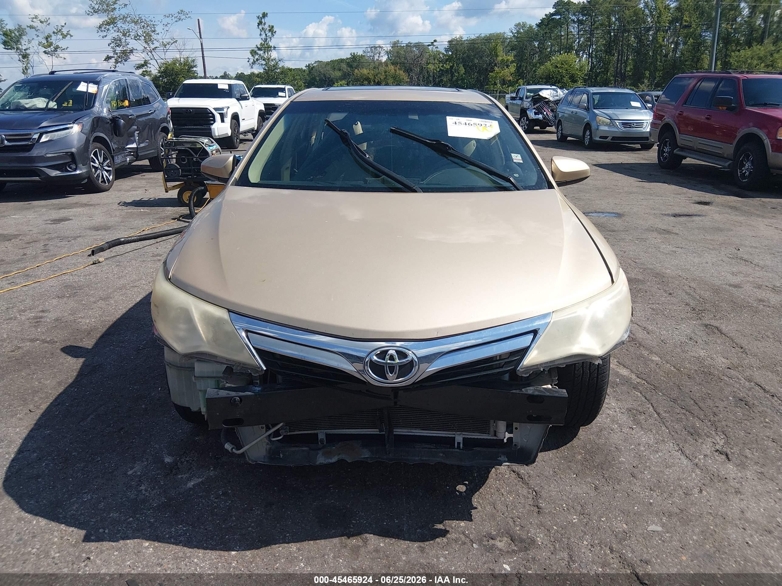 2012 Toyota Camry Le Gold vin: 4T1BF1FK7CU022852