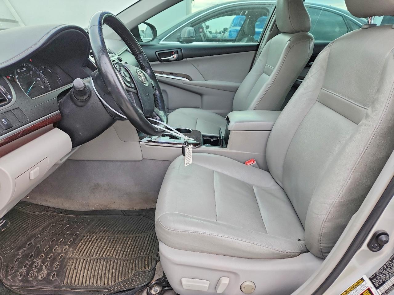 2012 Toyota Camry Xle Silver vin: 4T1BF1FK7CU074143