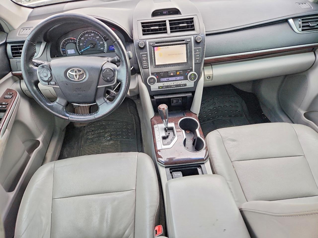 2012 Toyota Camry Xle Silver vin: 4T1BF1FK7CU074143