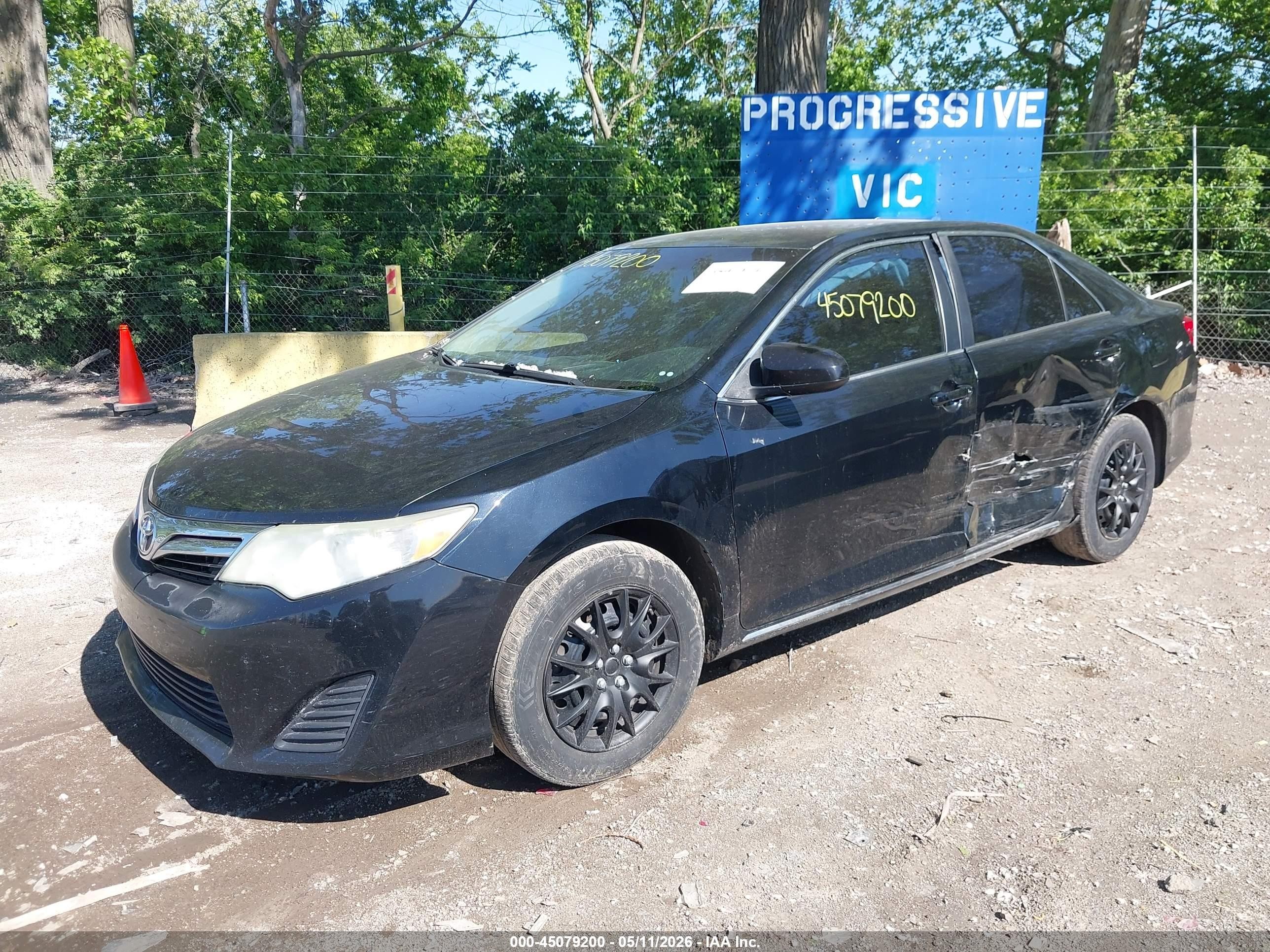 2012 Toyota Camry Le Black vin: 4T1BF1FK7CU086566