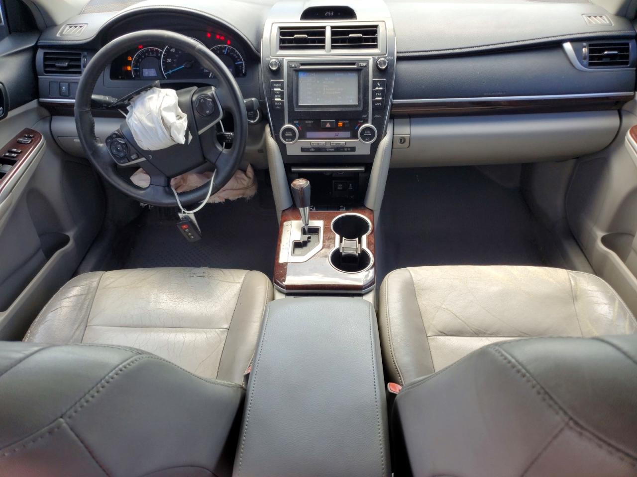 2012 Toyota Camry Xle Silver vin: 4T1BF1FK7CU112227