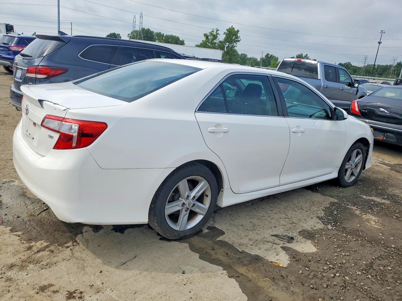 2012 Toyota Camry Se White vin: 4T1BF1FK7CU118884
