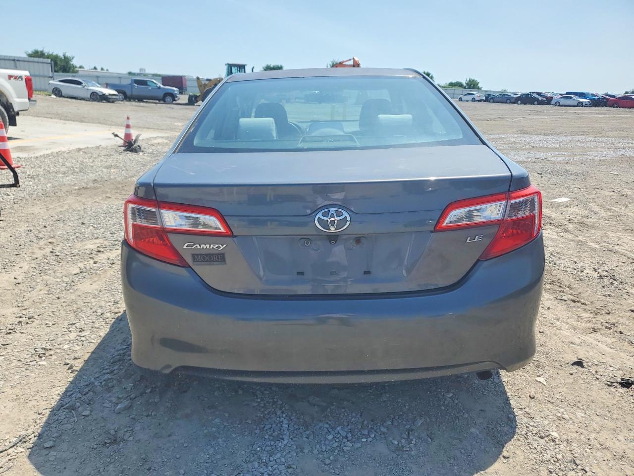2012 Toyota Camry Le Silver vin: 4T1BF1FK7CU125592