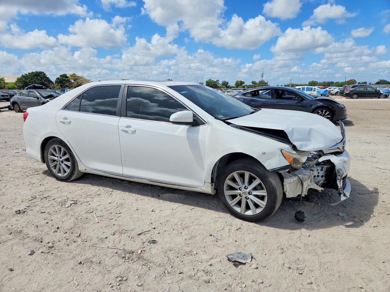2012 Toyota Camry Xle Белый vin: 4T1BF1FK7CU150170