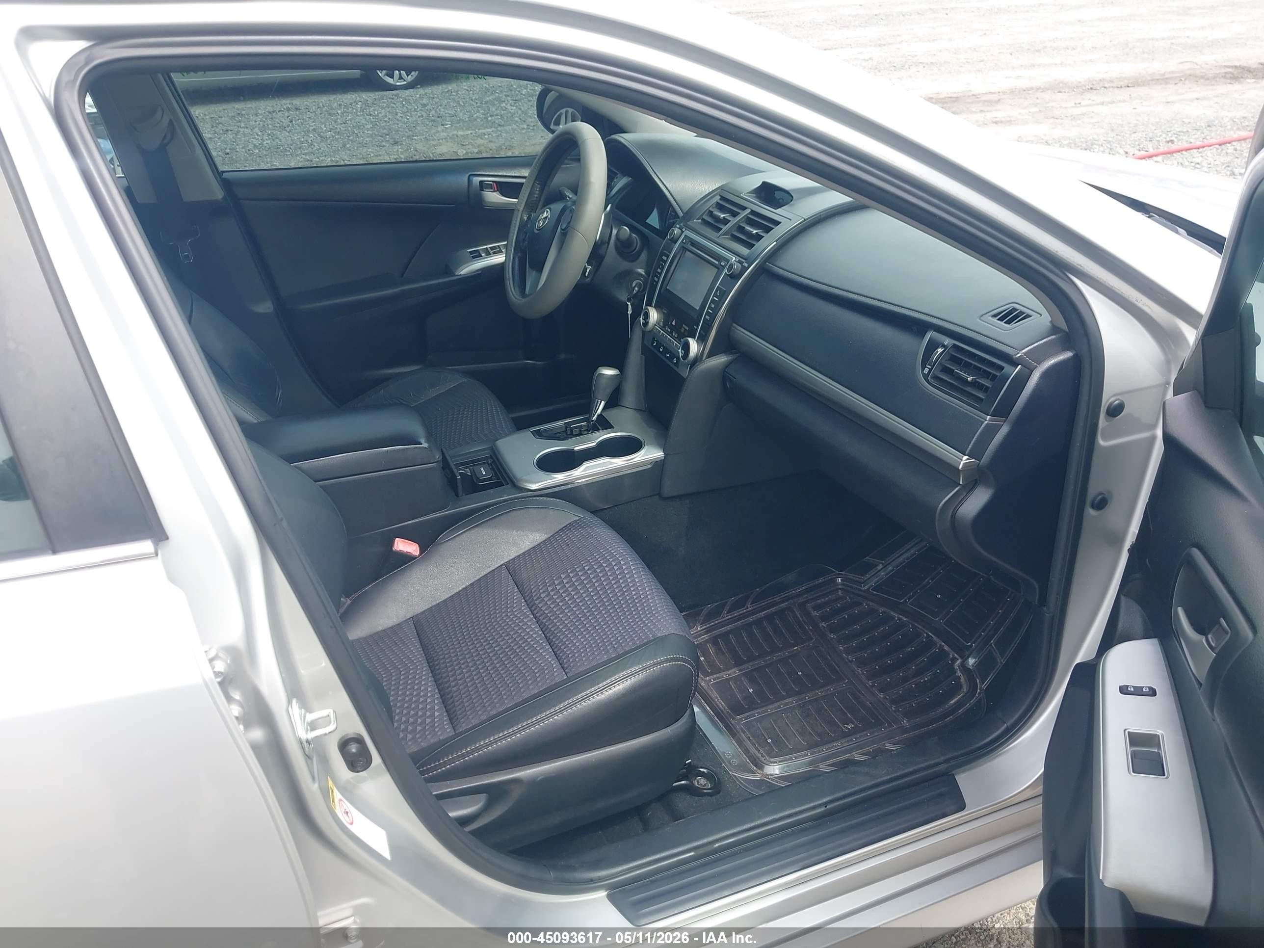2012 Toyota Camry Se Silver vin: 4T1BF1FK7CU151044