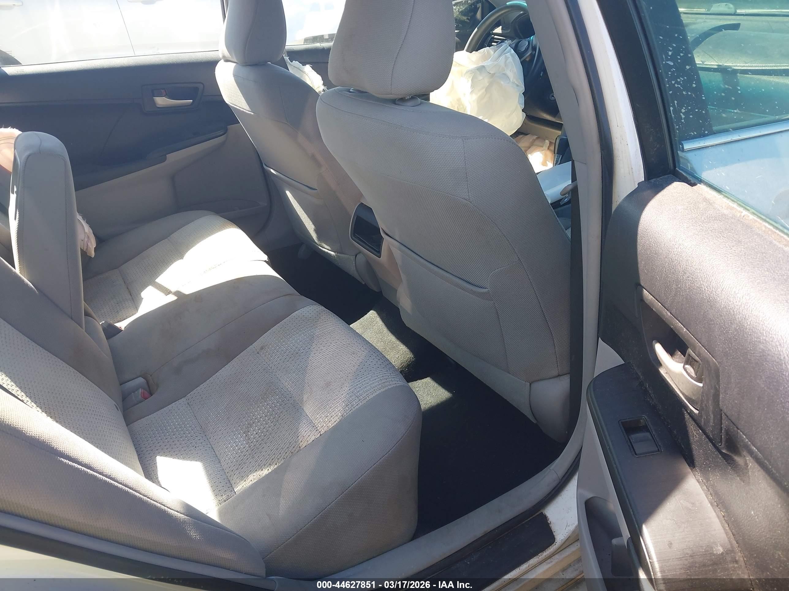 2012 Toyota Camry Le Белый vin: 4T1BF1FK7CU165008