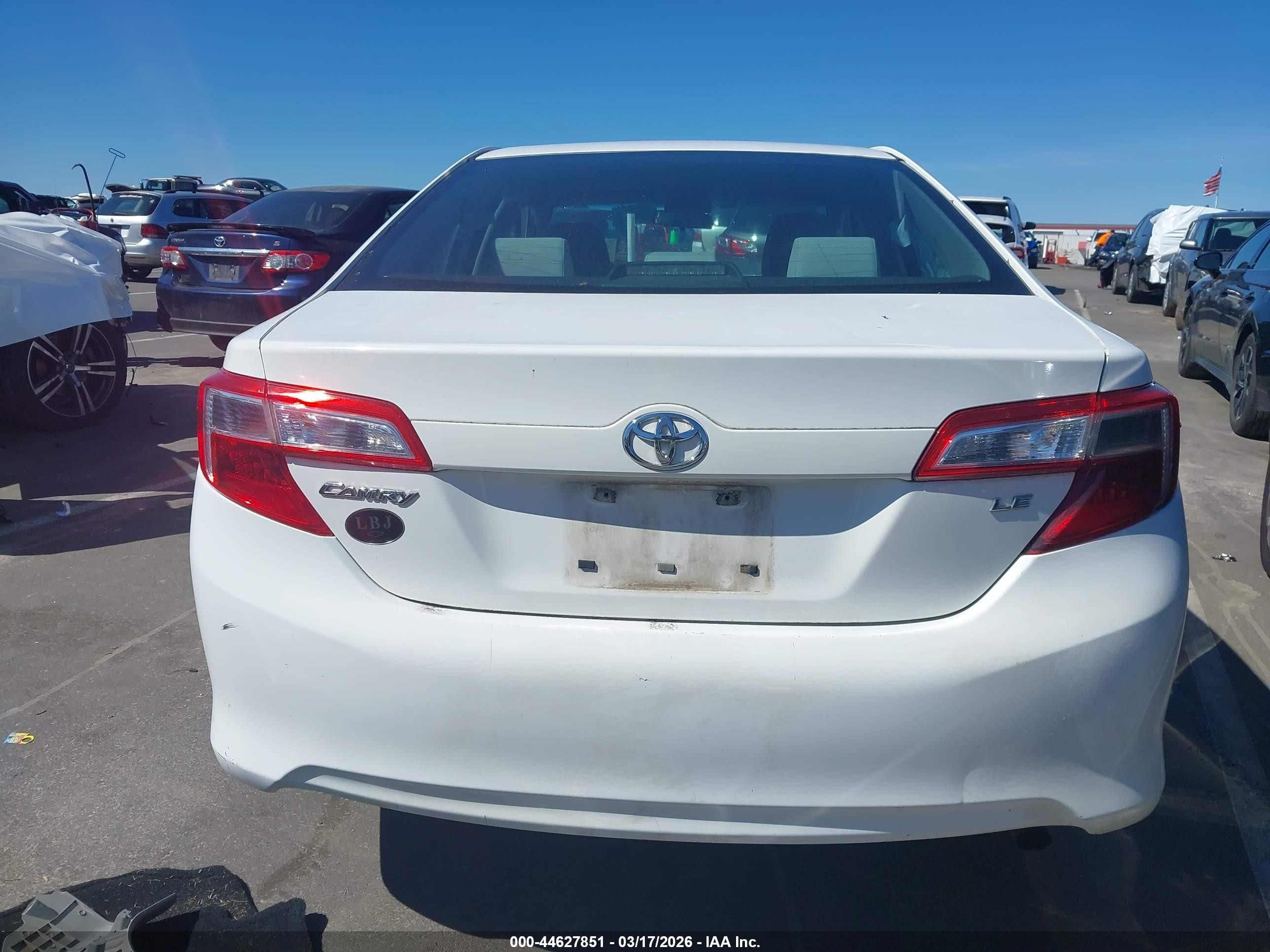 2012 Toyota Camry Le Белый vin: 4T1BF1FK7CU165008
