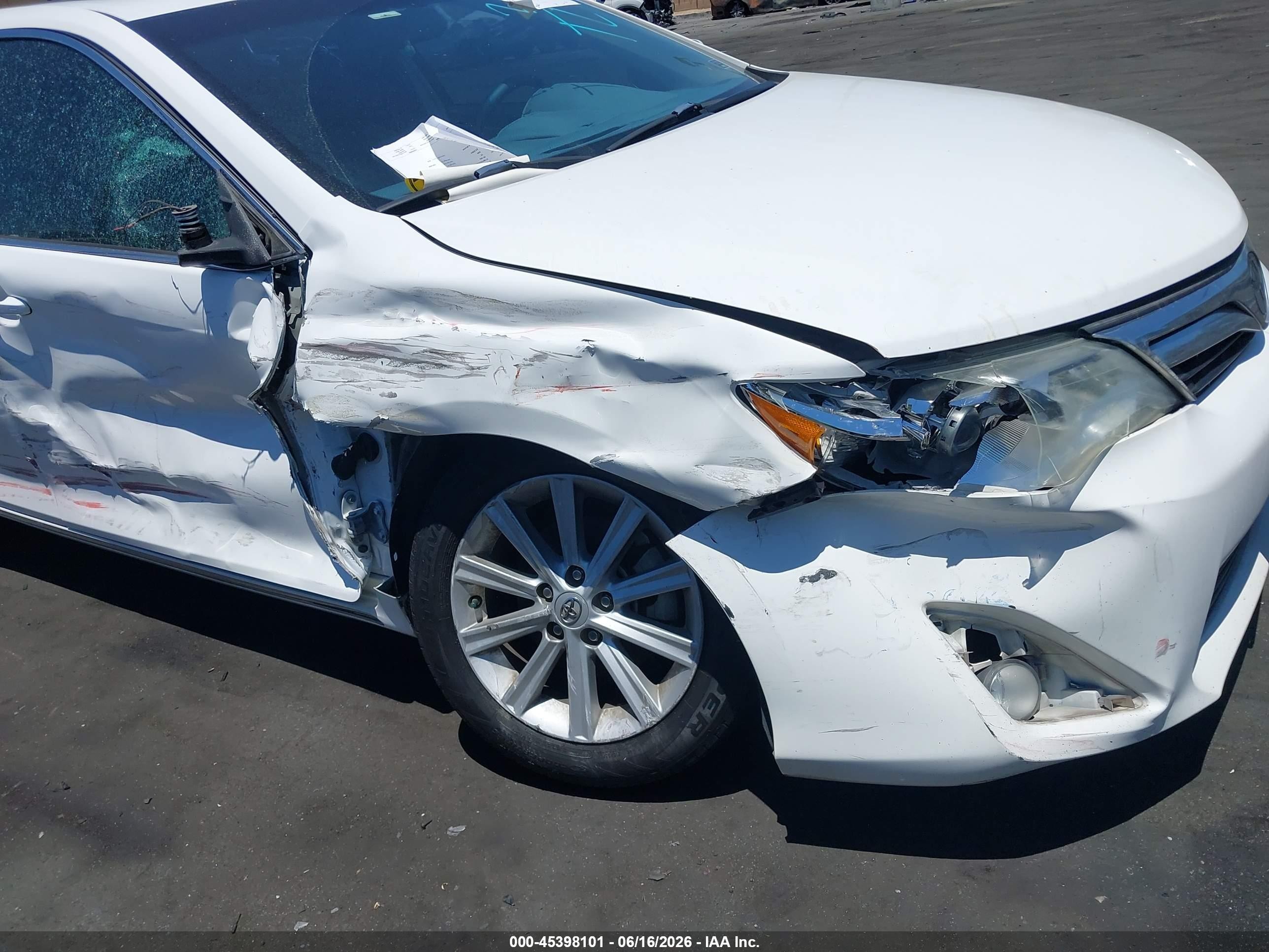 2012 Toyota Camry Xle Белый vin: 4T1BF1FK7CU501322