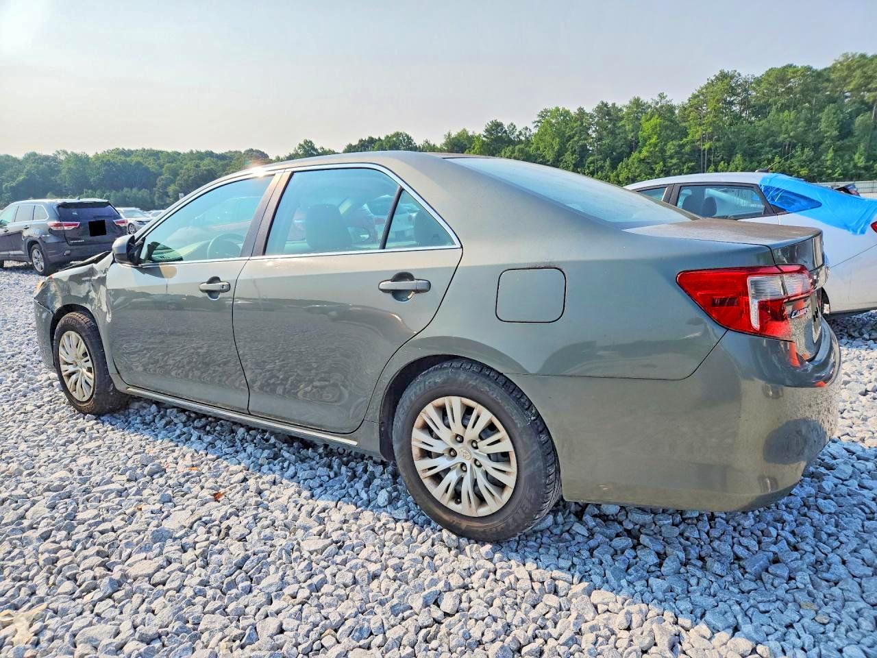 2012 Toyota Camry Le Green vin: 4T1BF1FK7CU512336