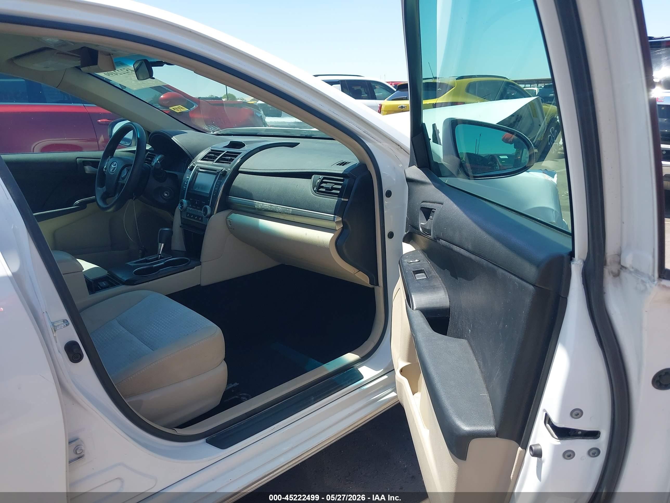2012 Toyota Camry Le White vin: 4T1BF1FK7CU523482