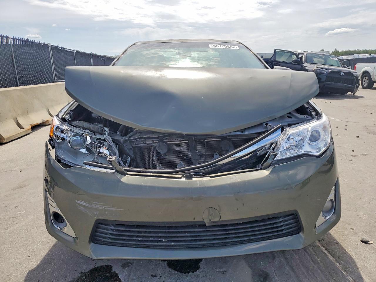 2012 Toyota Camry Xle Зеленый vin: 4T1BF1FK7CU533154
